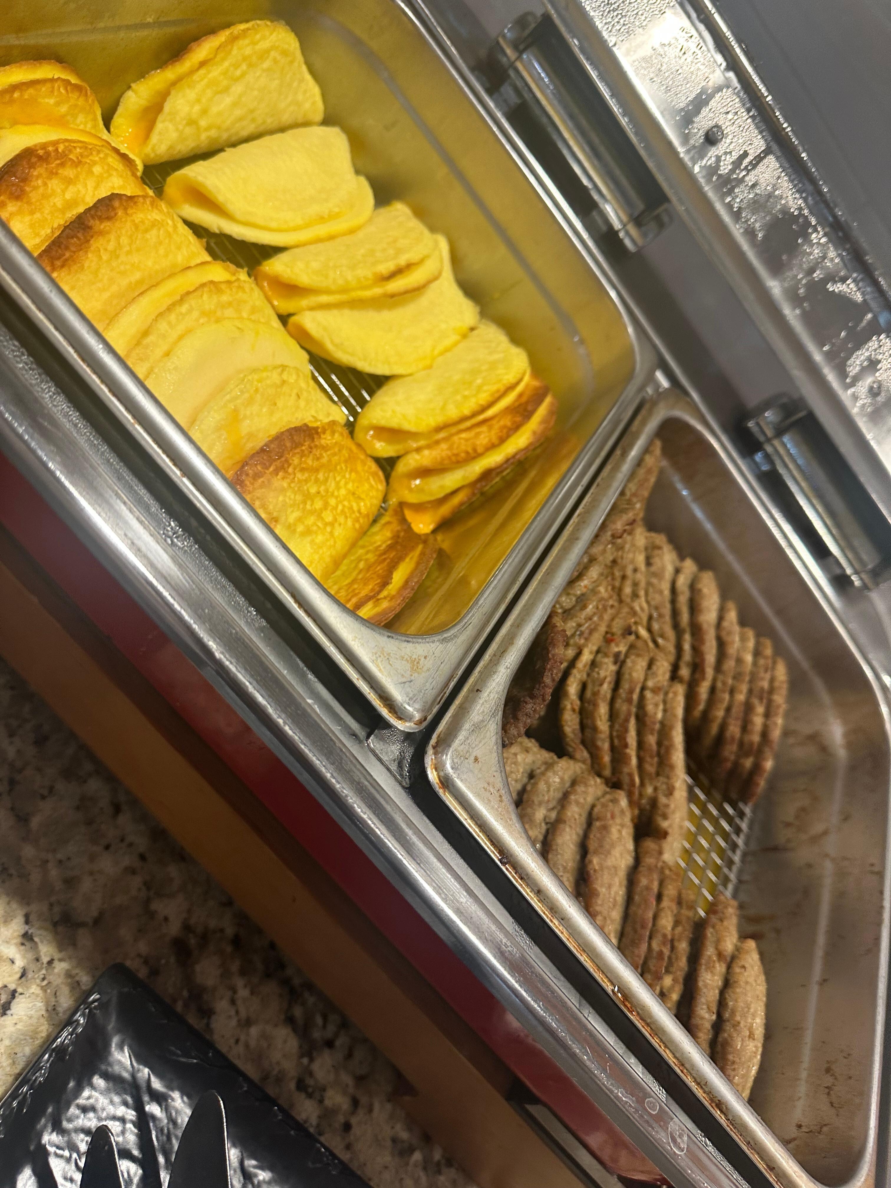 Cheese omelette and sausage 