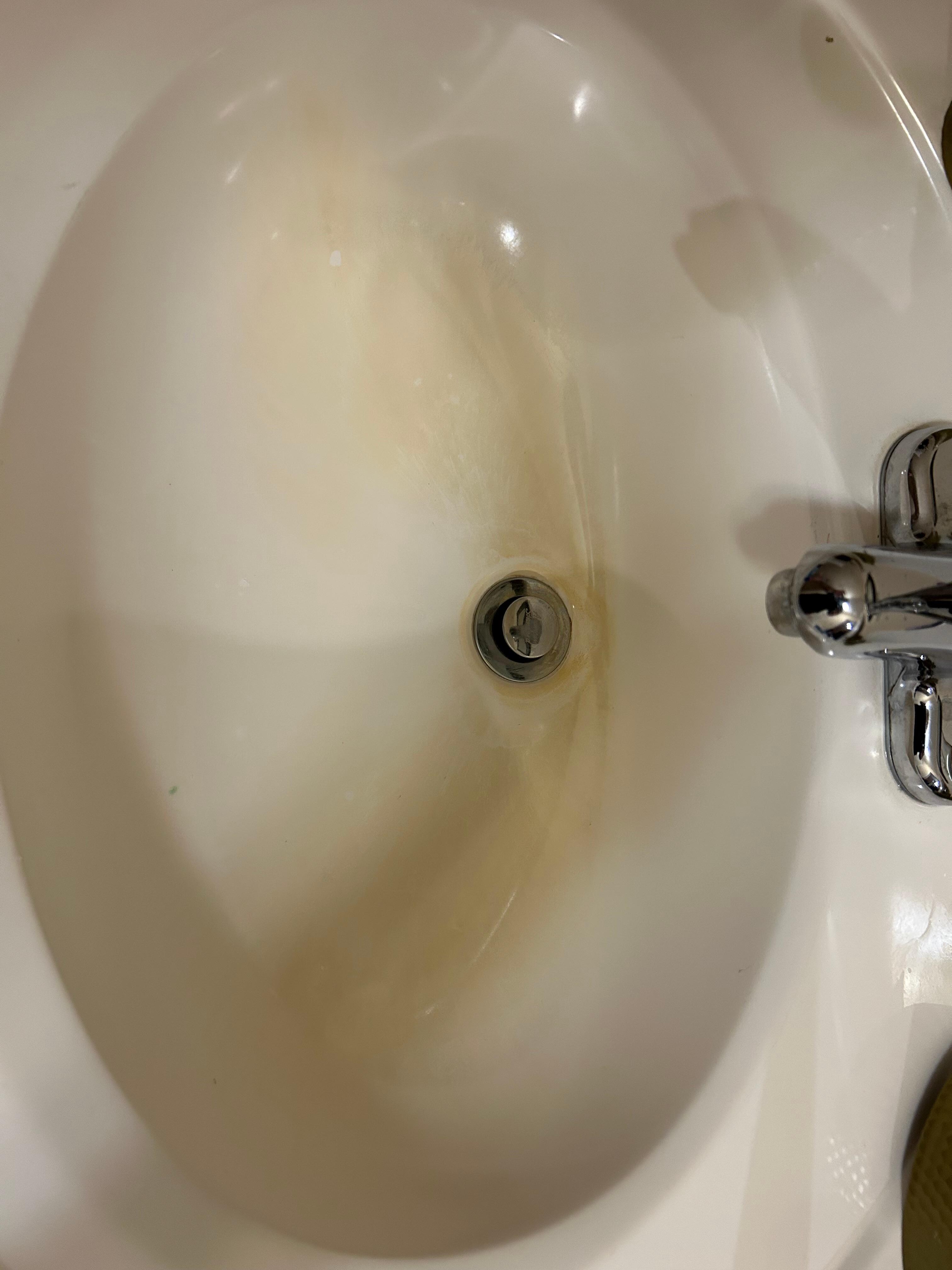 Dirty sink