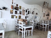 Hotel reception/lobby