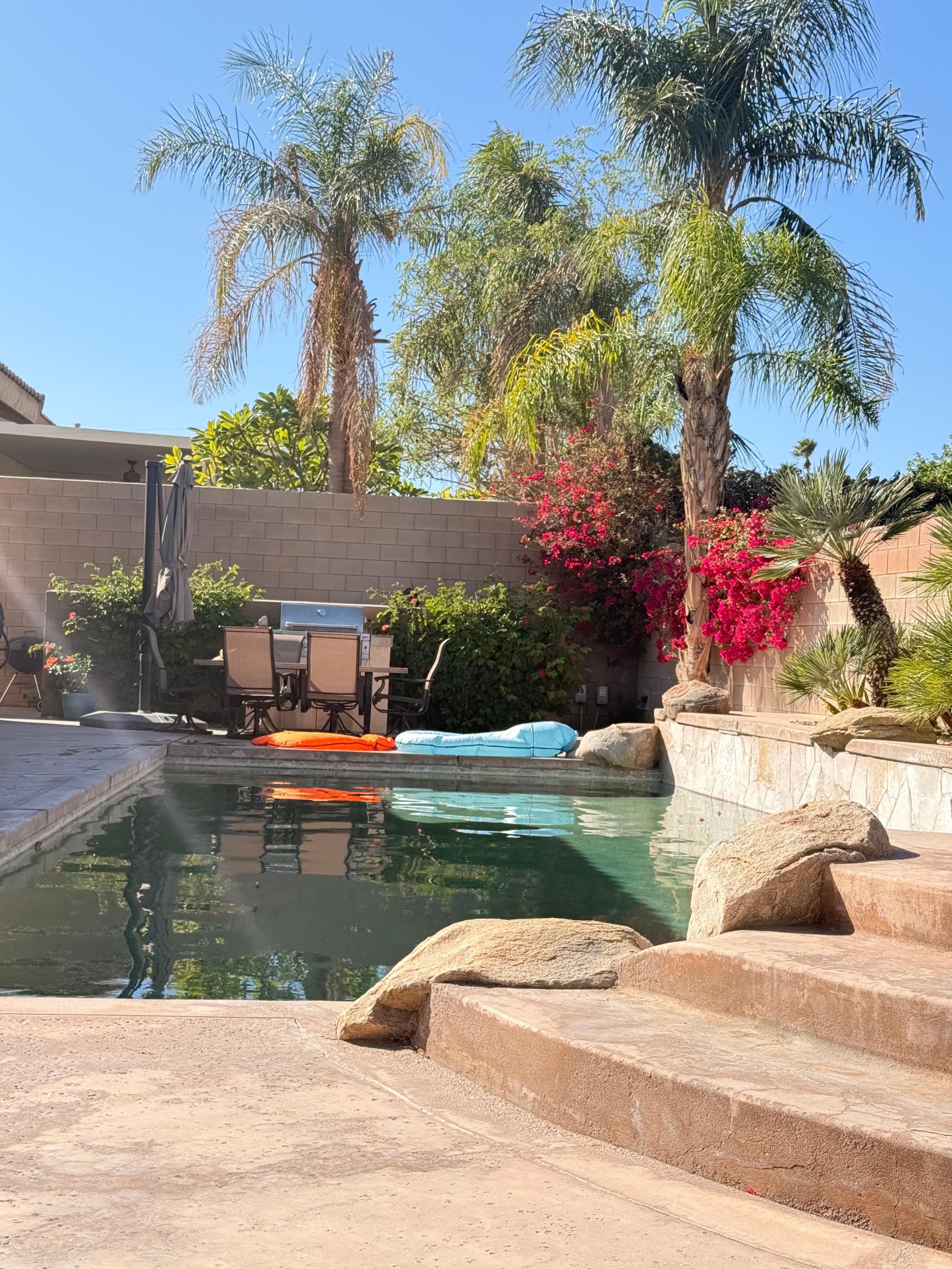 Pool!! So beautiful.