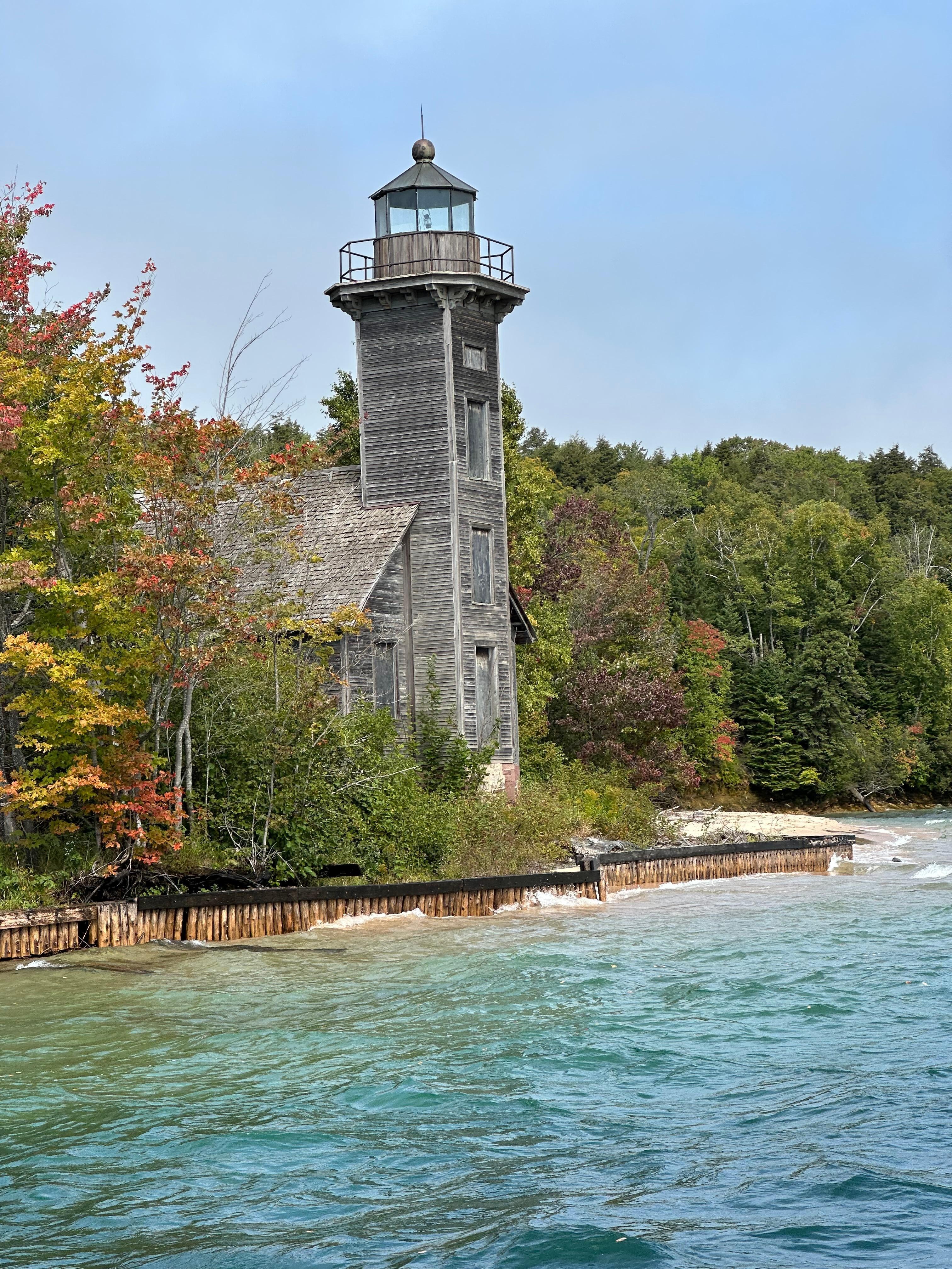Pictured rocks tour.