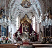 Die Kirche im Dorf gelassen :-)