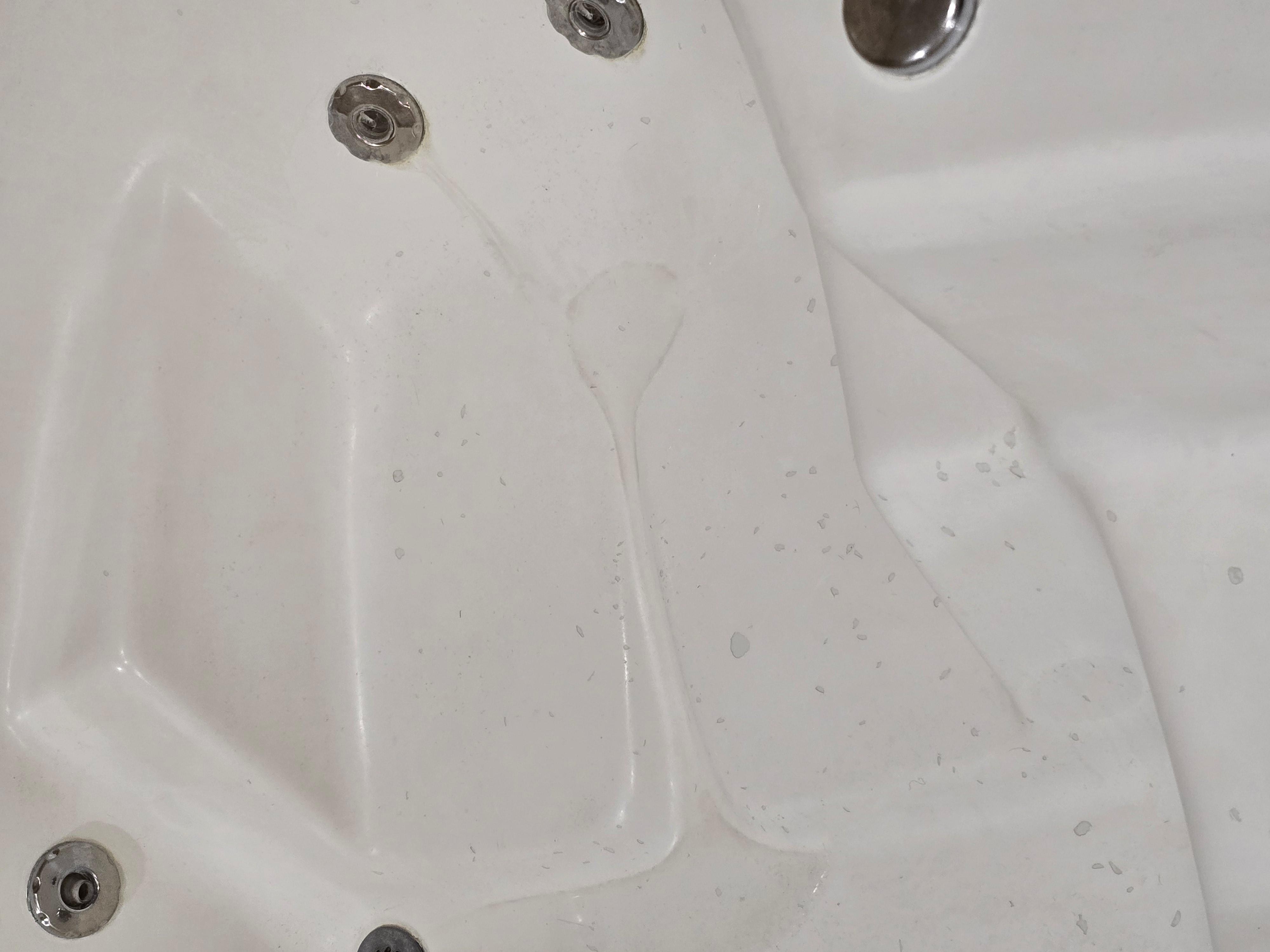 Peeling paint in the tubs