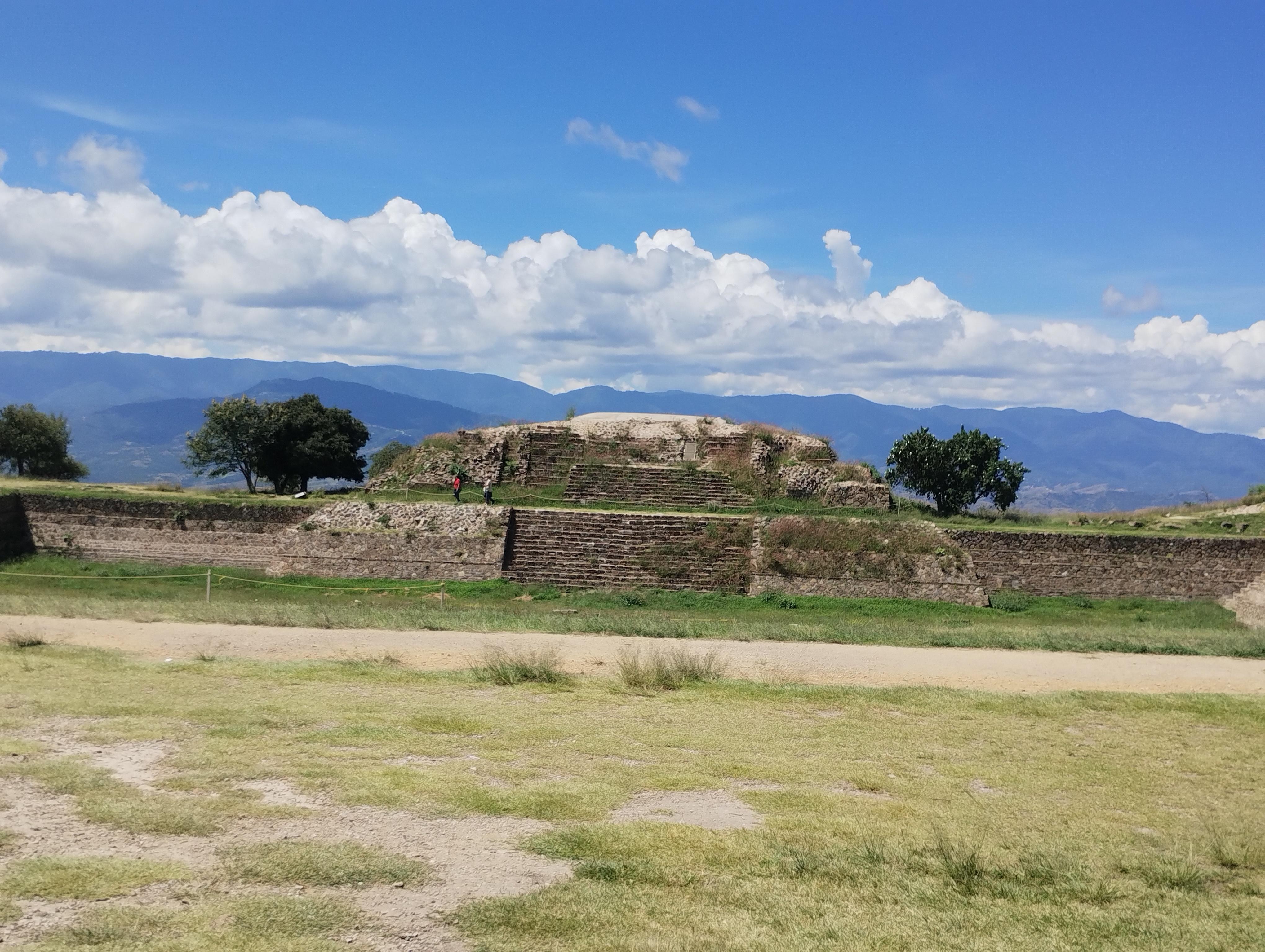 Monte Alban , no te lo puedes perder !. 
