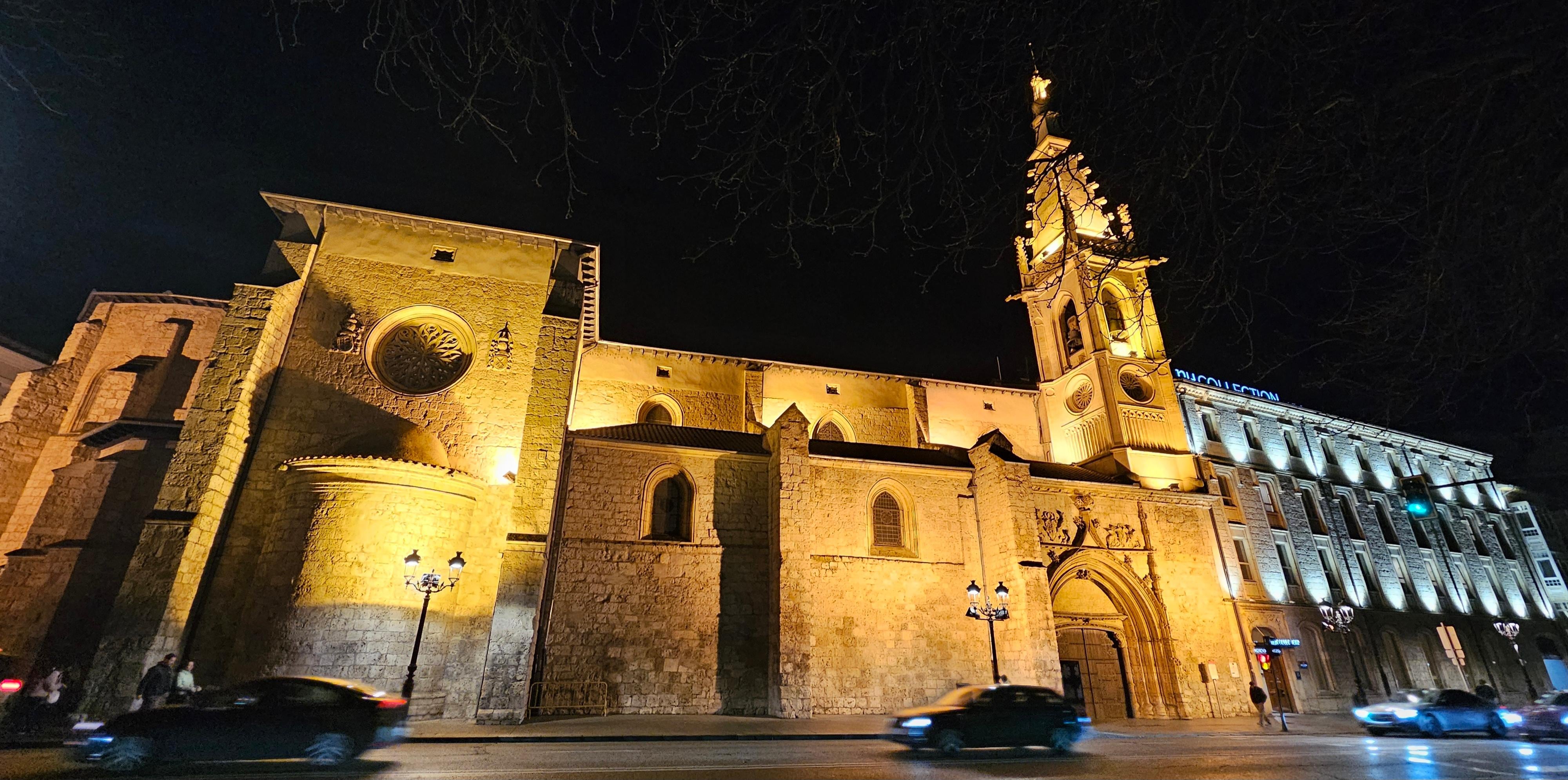 Hotel en el convento pegado a la iglesia de nuestra señora de la Merced