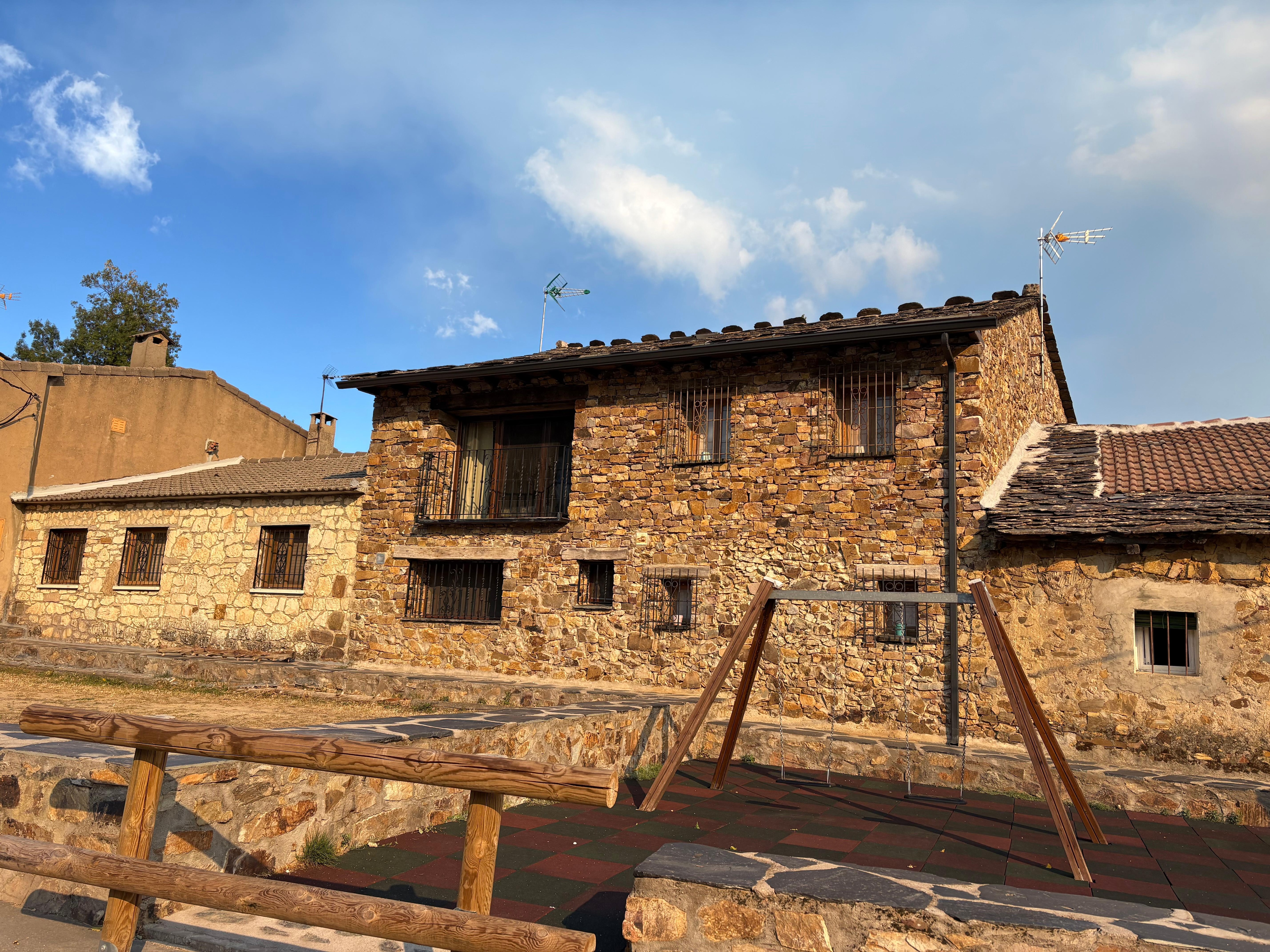 Una de las dos fachadas de la casa 