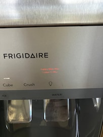 Refrigerator warning lights