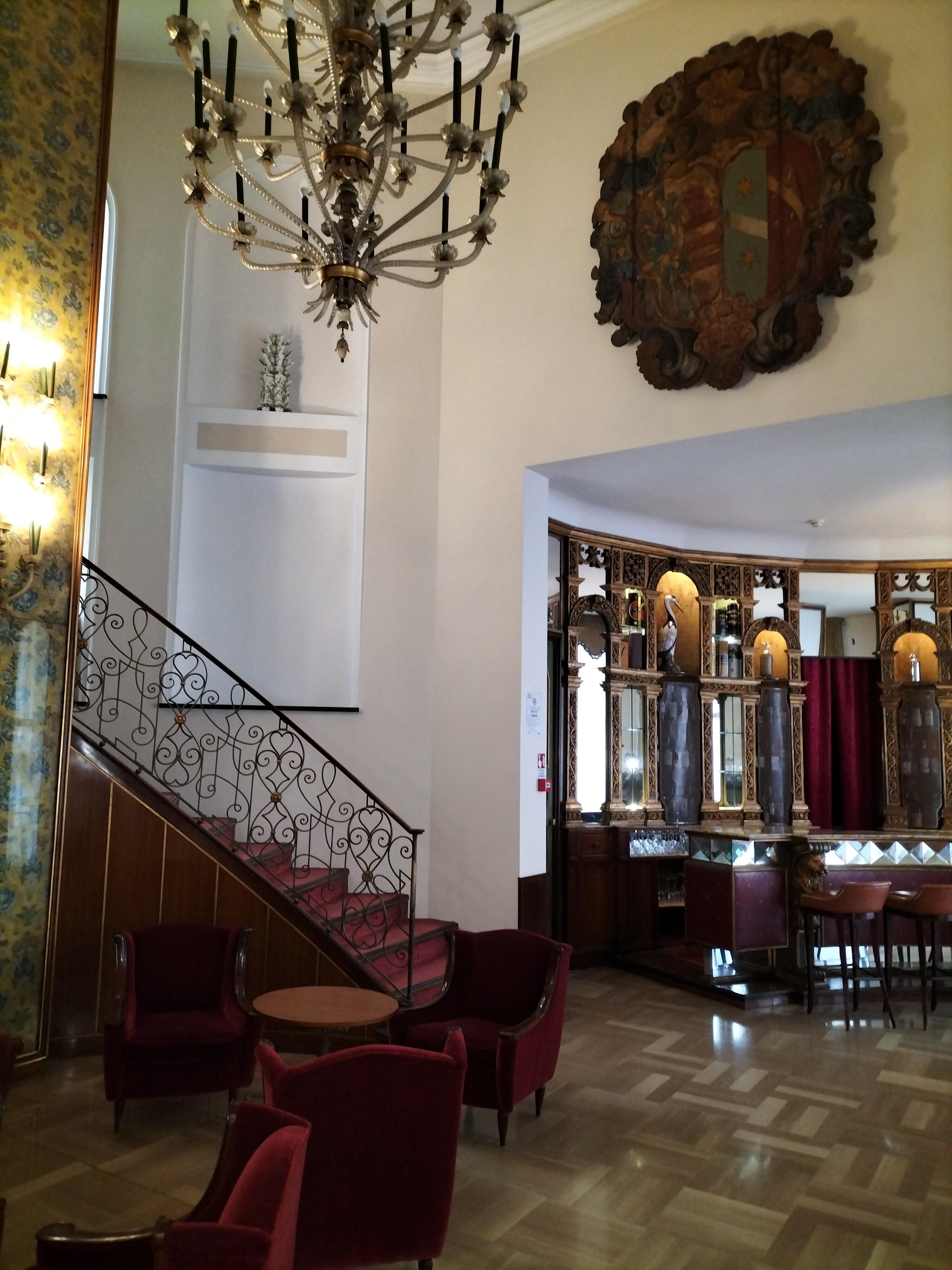 Atrio e scala