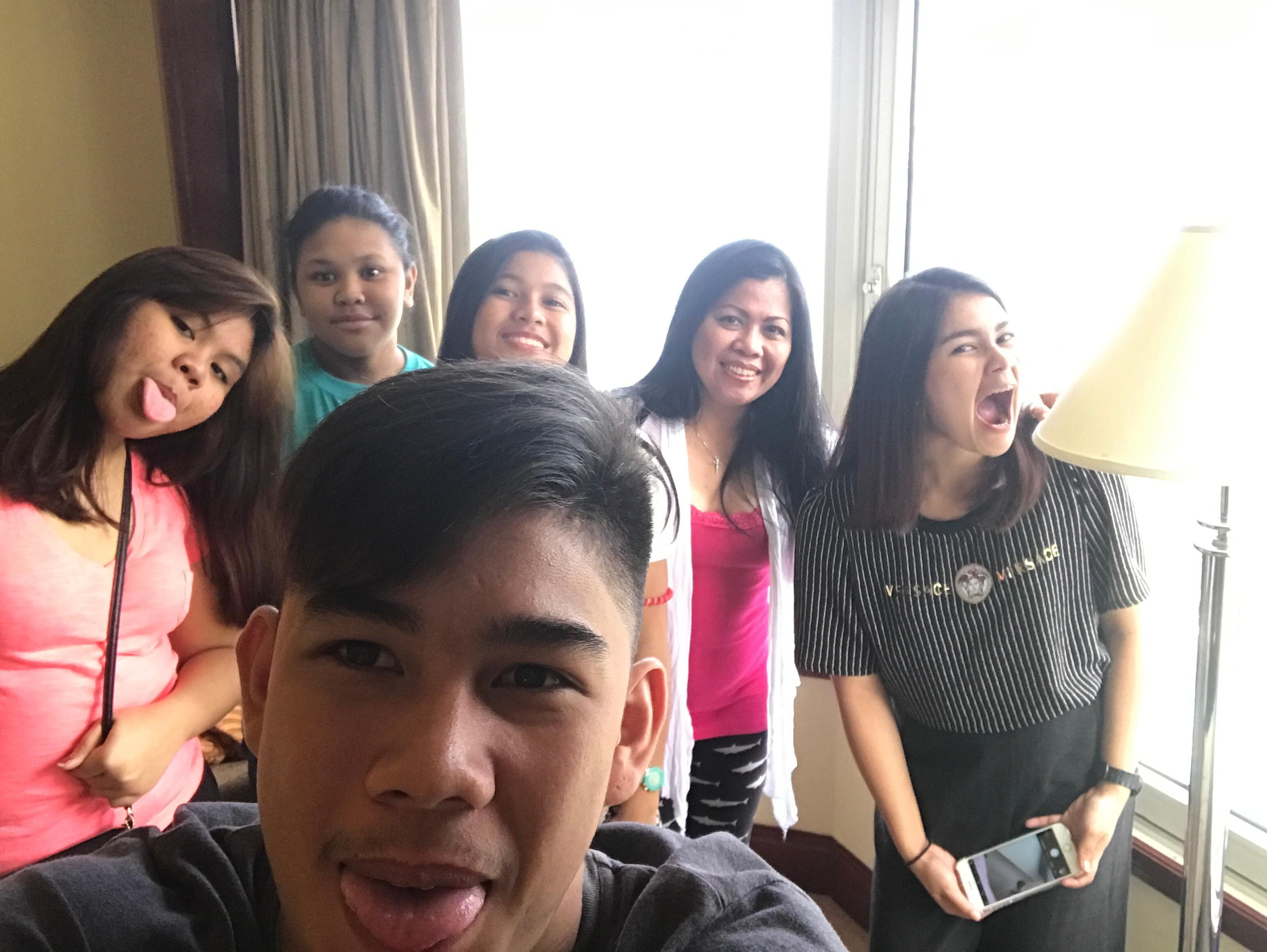 W/ nephew & nieces