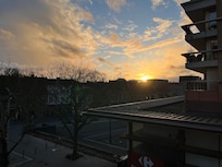 Zicht vanop klein balkon