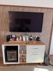 The Level Master Suite