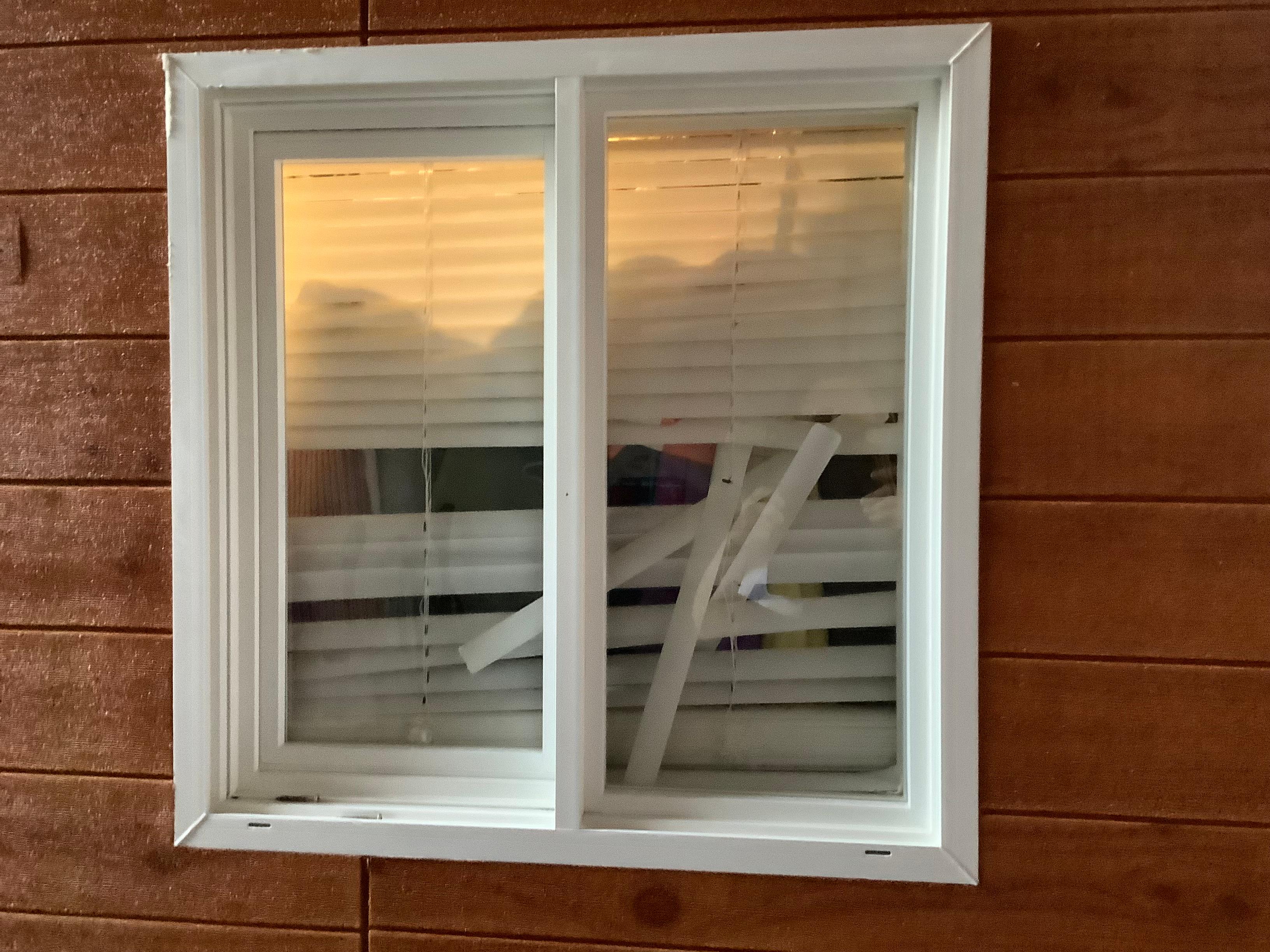 Broken room blinds 