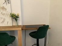 We only found the hob by accident, actually wondered why there were frying pans in the cupboard.