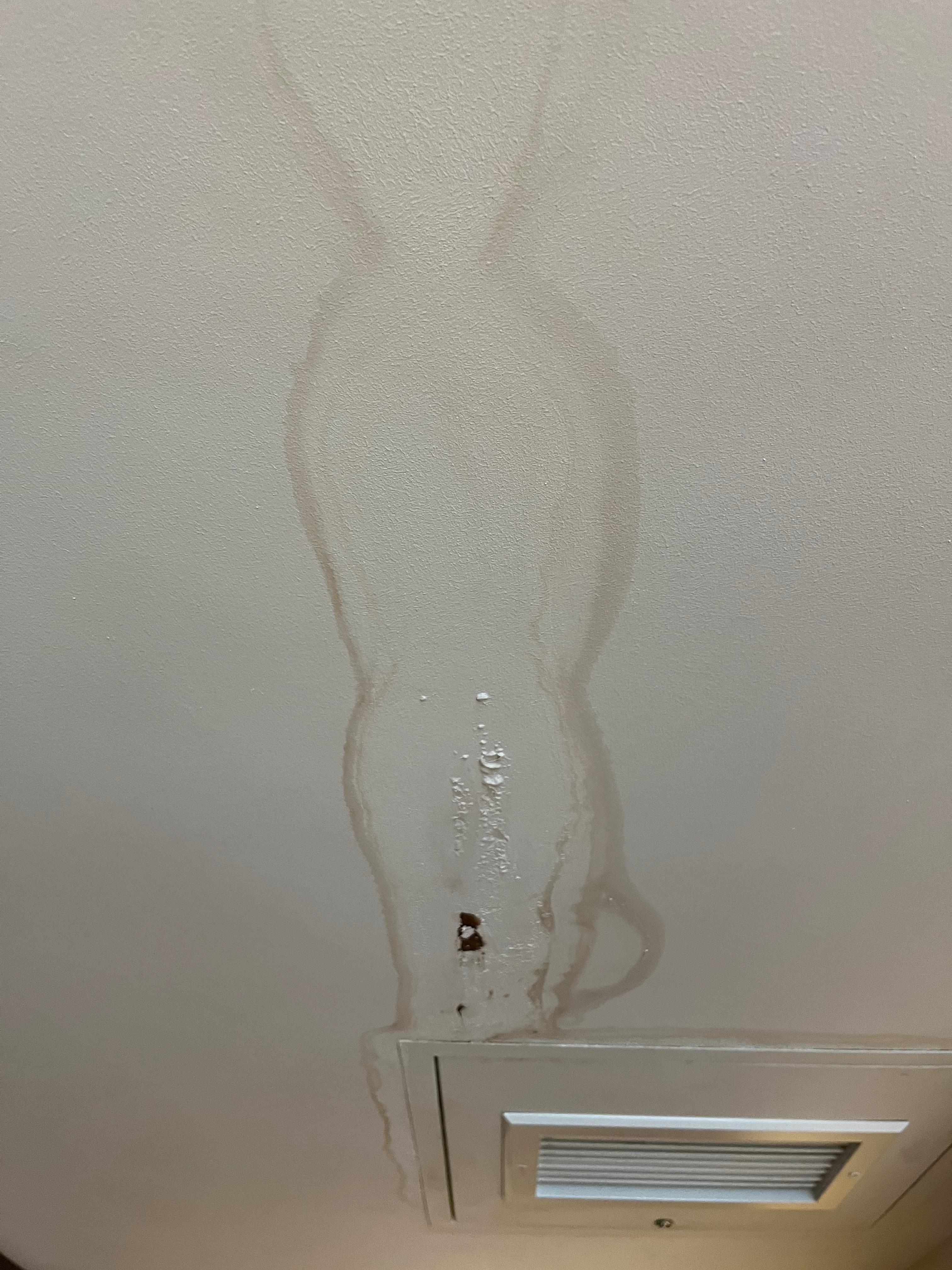 Humidities in room from AC