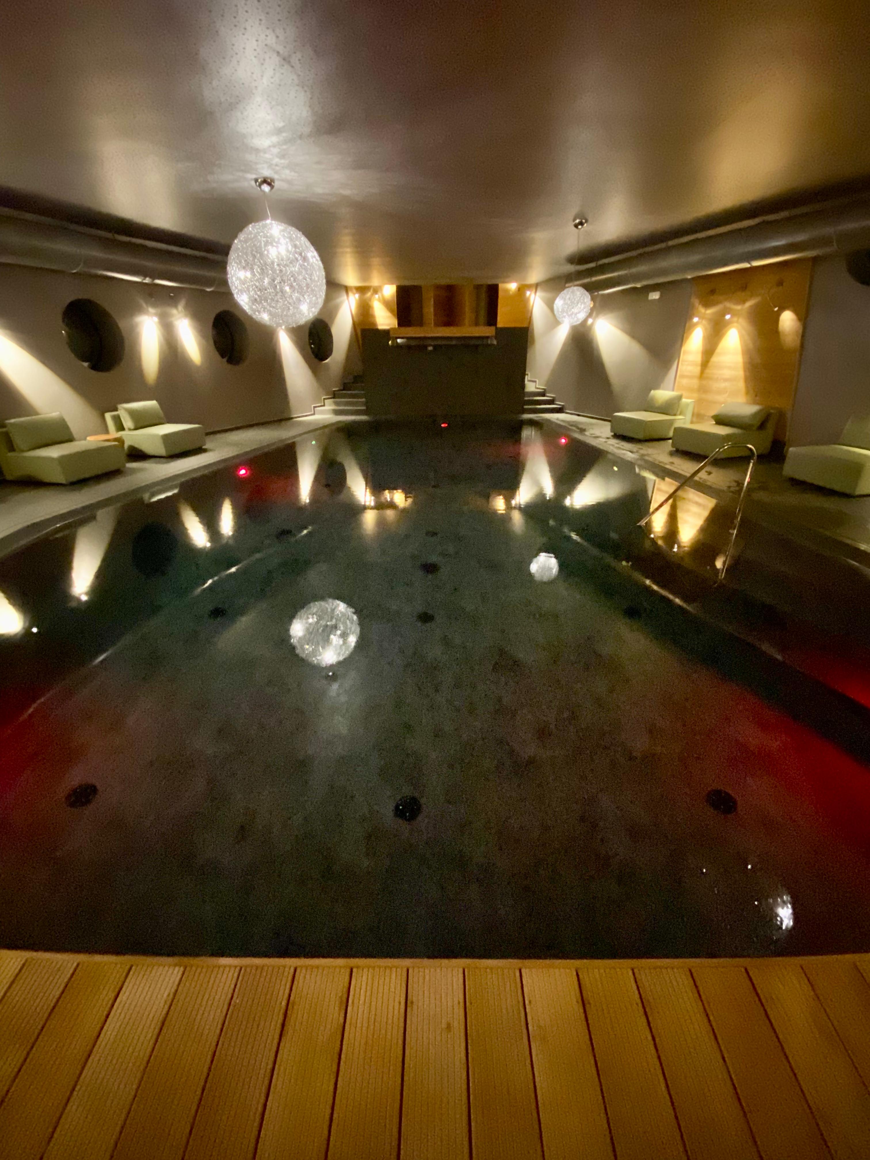 Indoor spa pool