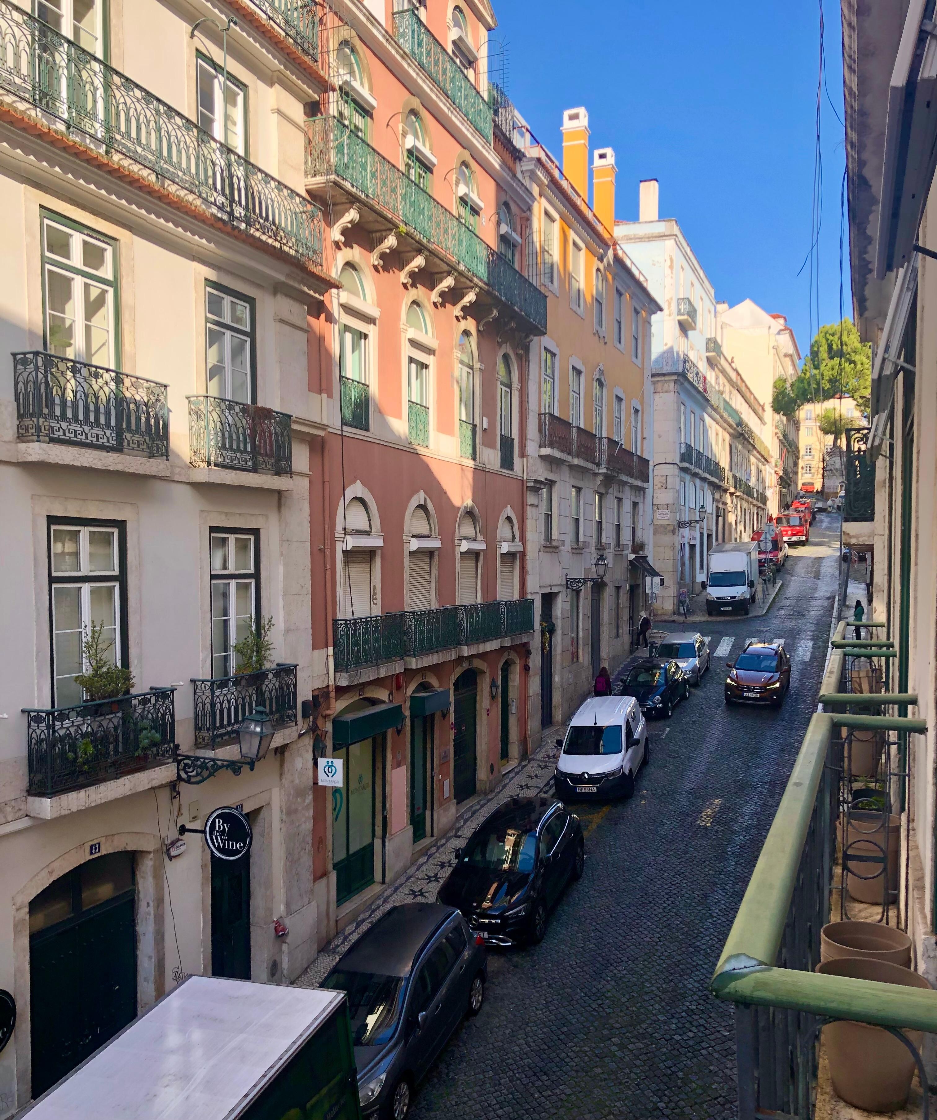 Vue depuis notre chambre sur rue arrière