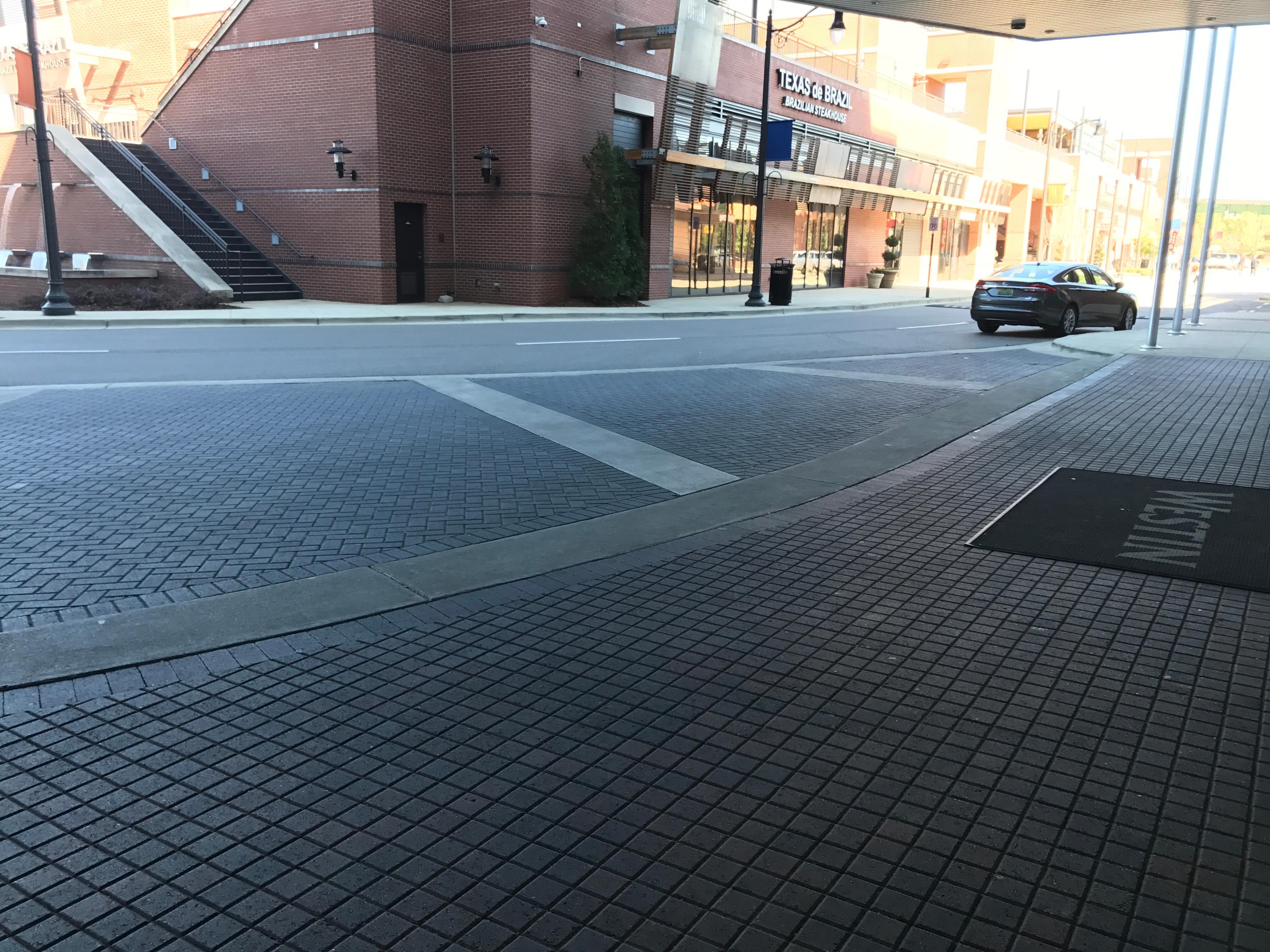 Empty valet