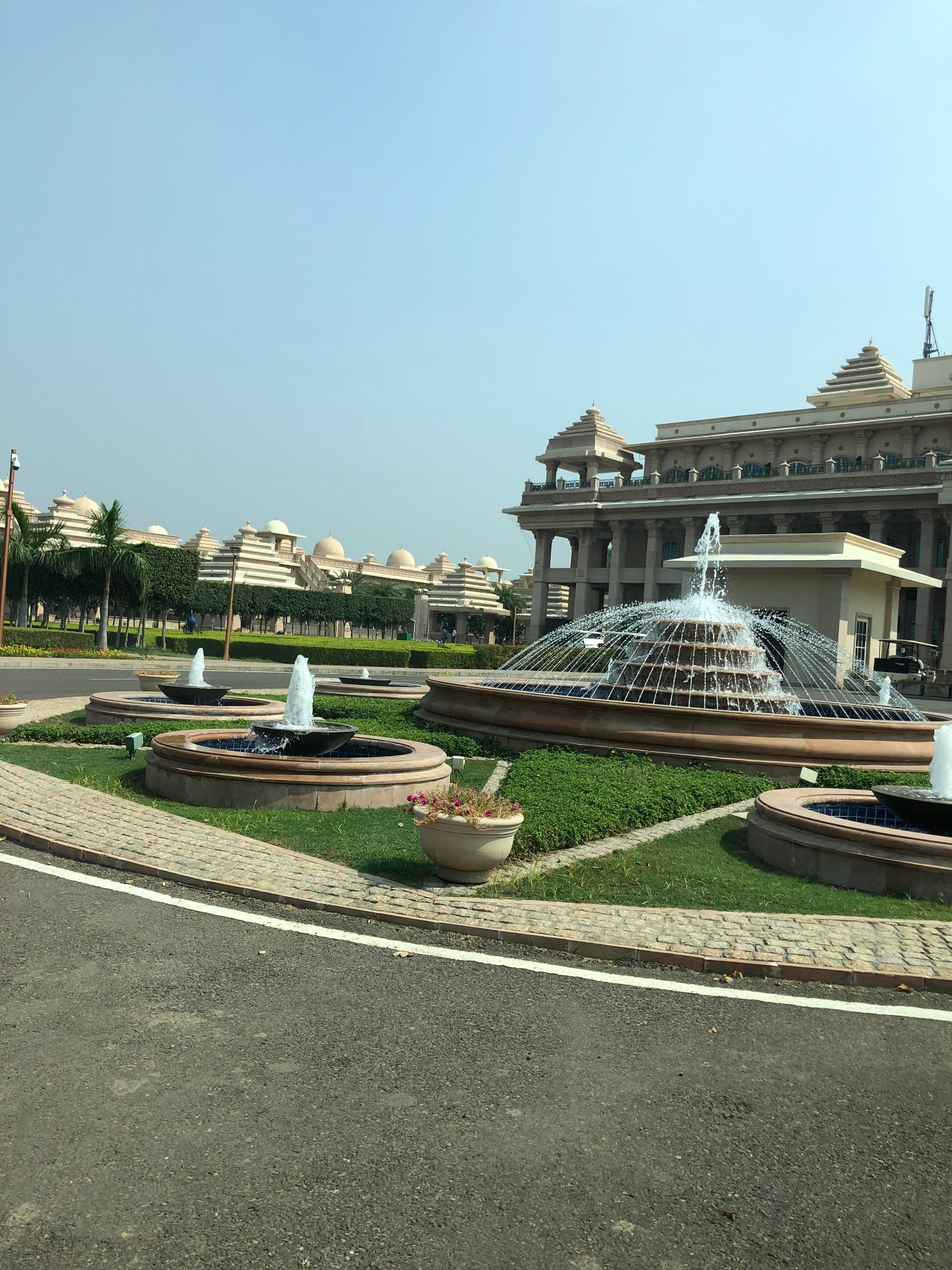 A breathtaking entrance