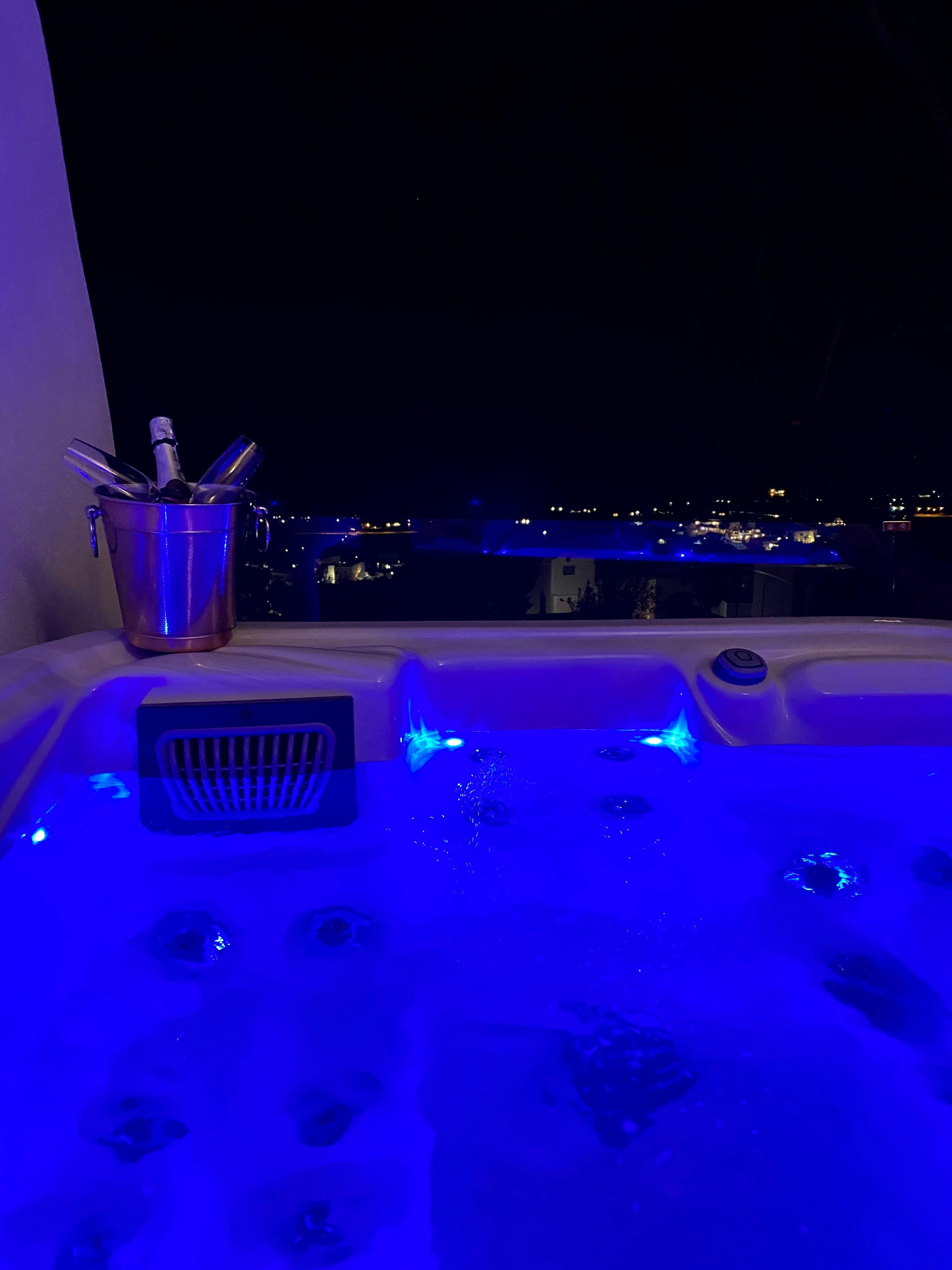 Jacuzzi et champagne 