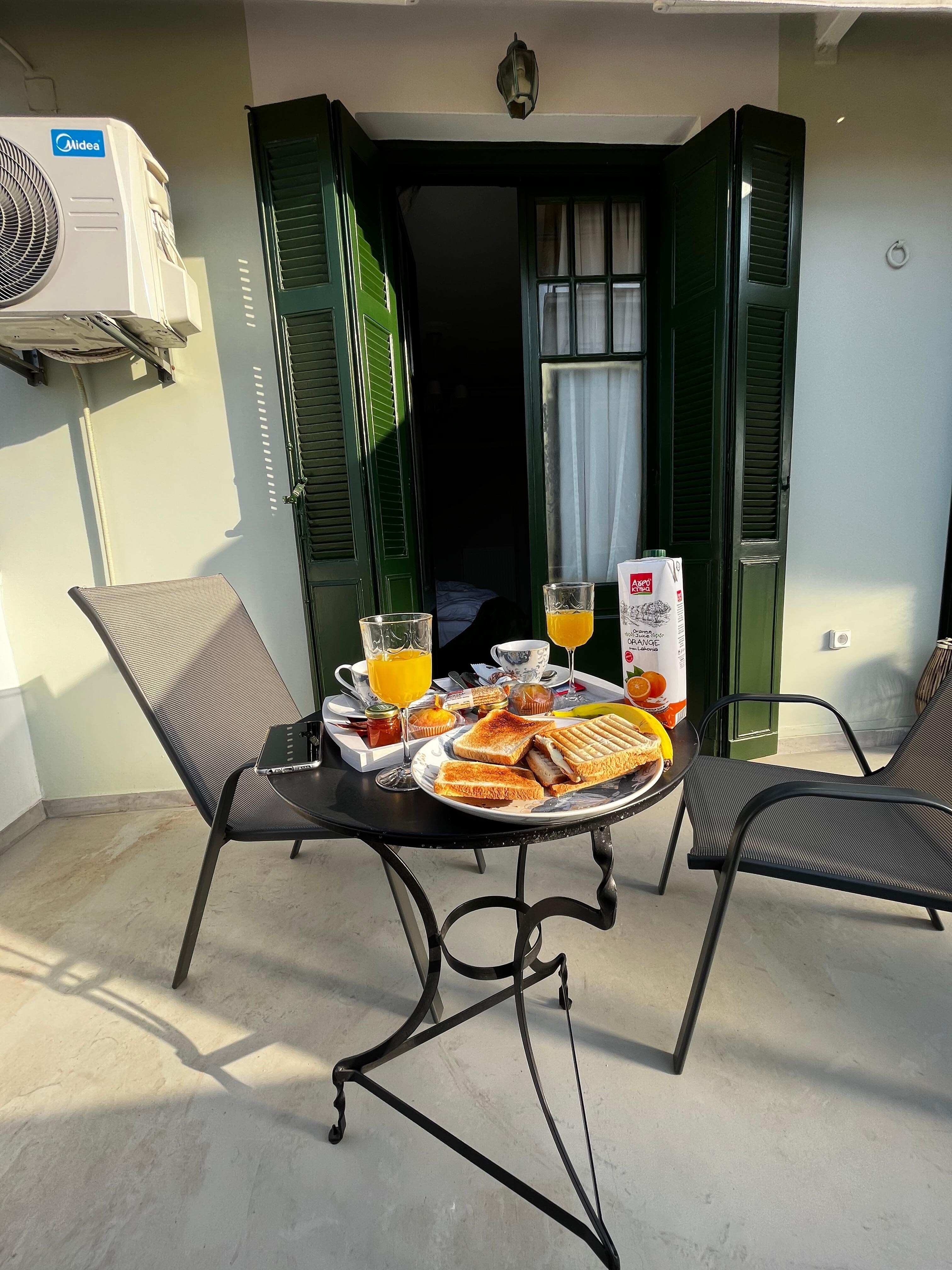 Colazione in stanza