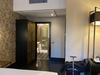 chambre et salle de bain