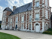 Front of the chateau