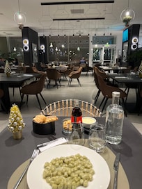Restaurant, great food.