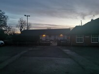 Værelserne ligger serperat fra restauranten/pub.