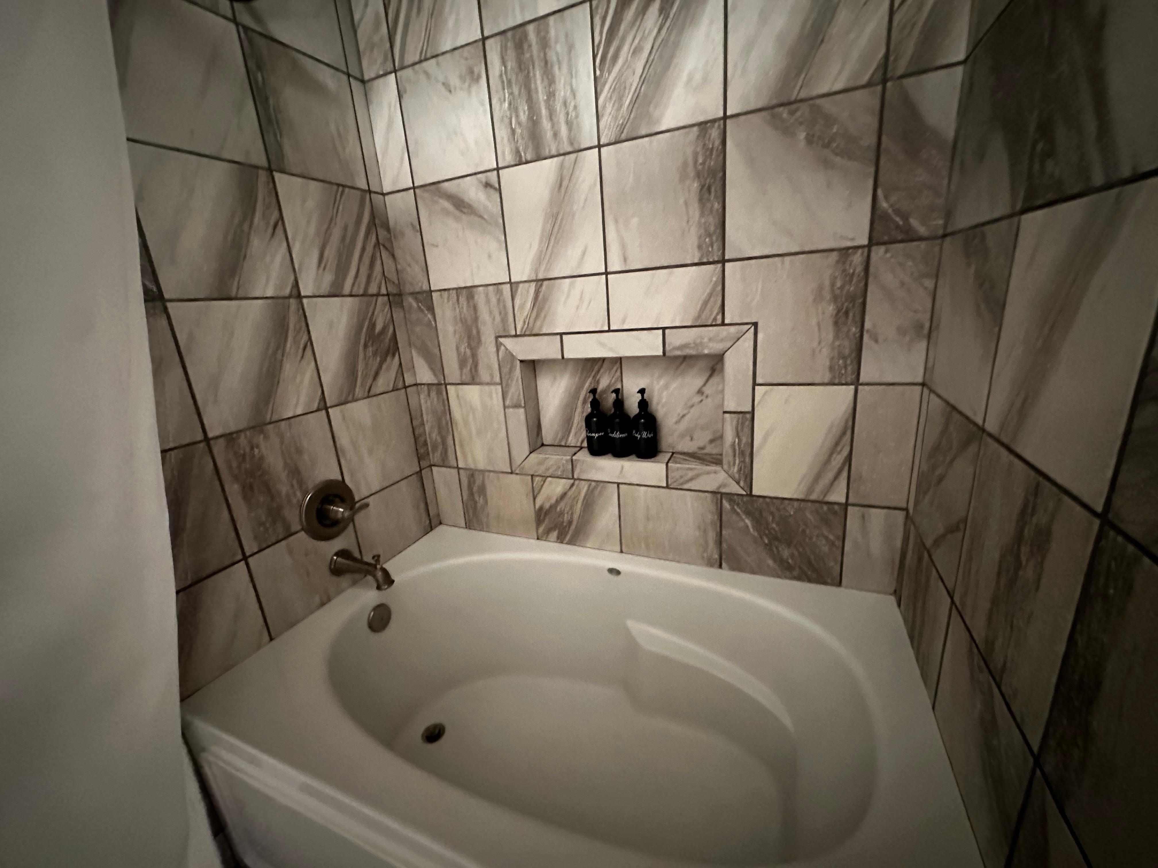 Master bed bathroom… huge deep soaking tub