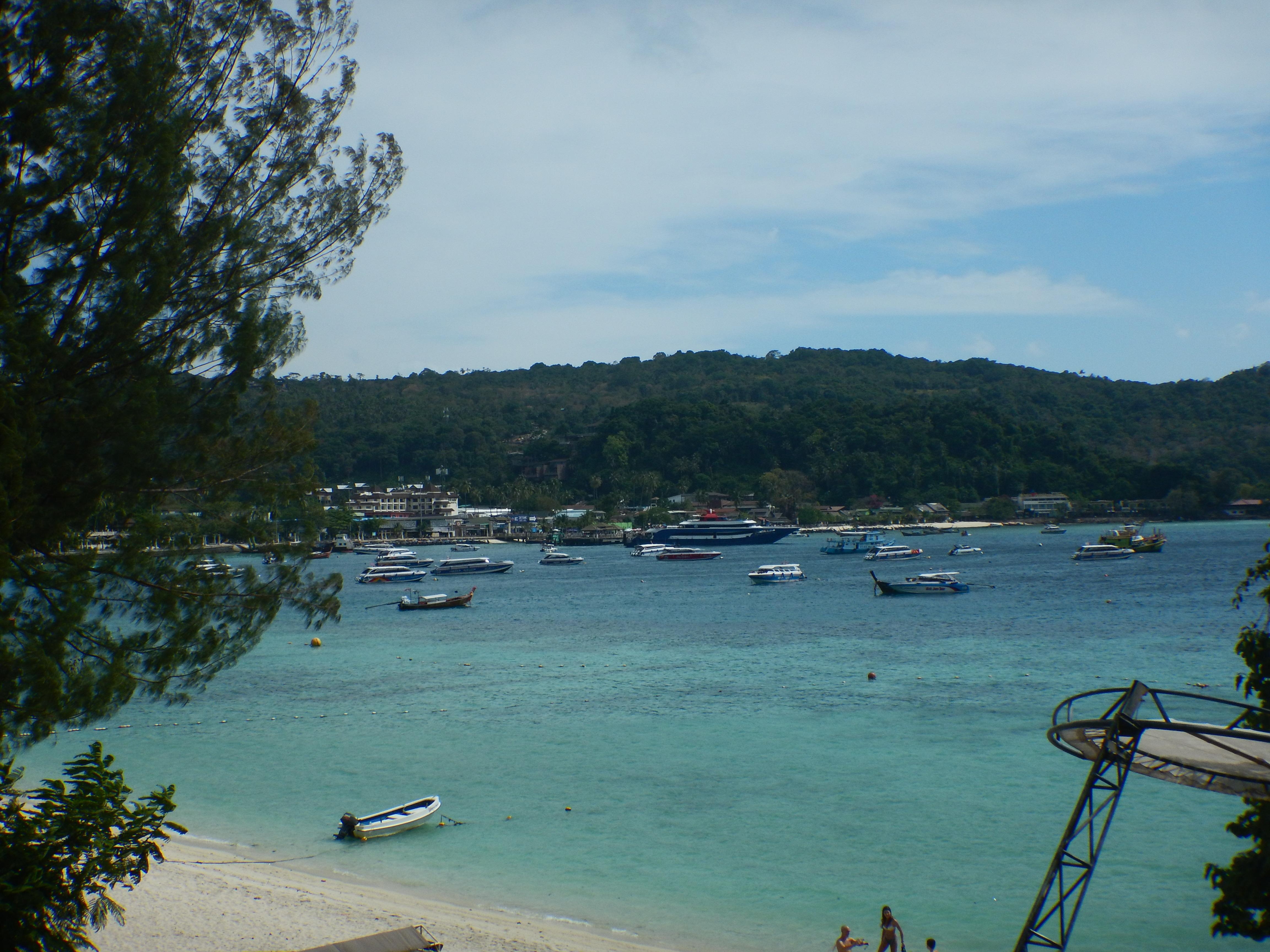3층 수영장에서 바라본 부두쪽 전경