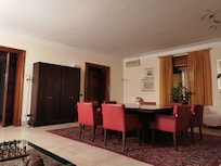 Dining Room/Lounge area