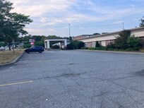 Thought it was closed or abandoned when we arrived. Empty parking lot is not a good sign.
