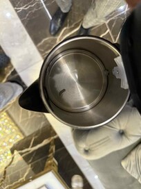 Maggot in kettle