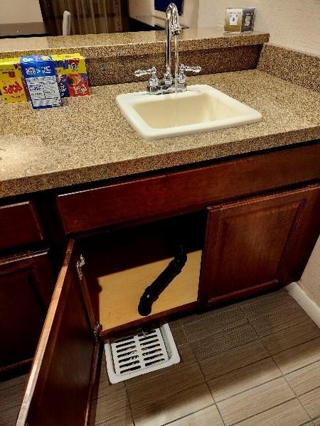 Watch your toes! Got my socks a couple of times when I was too close to the drain.