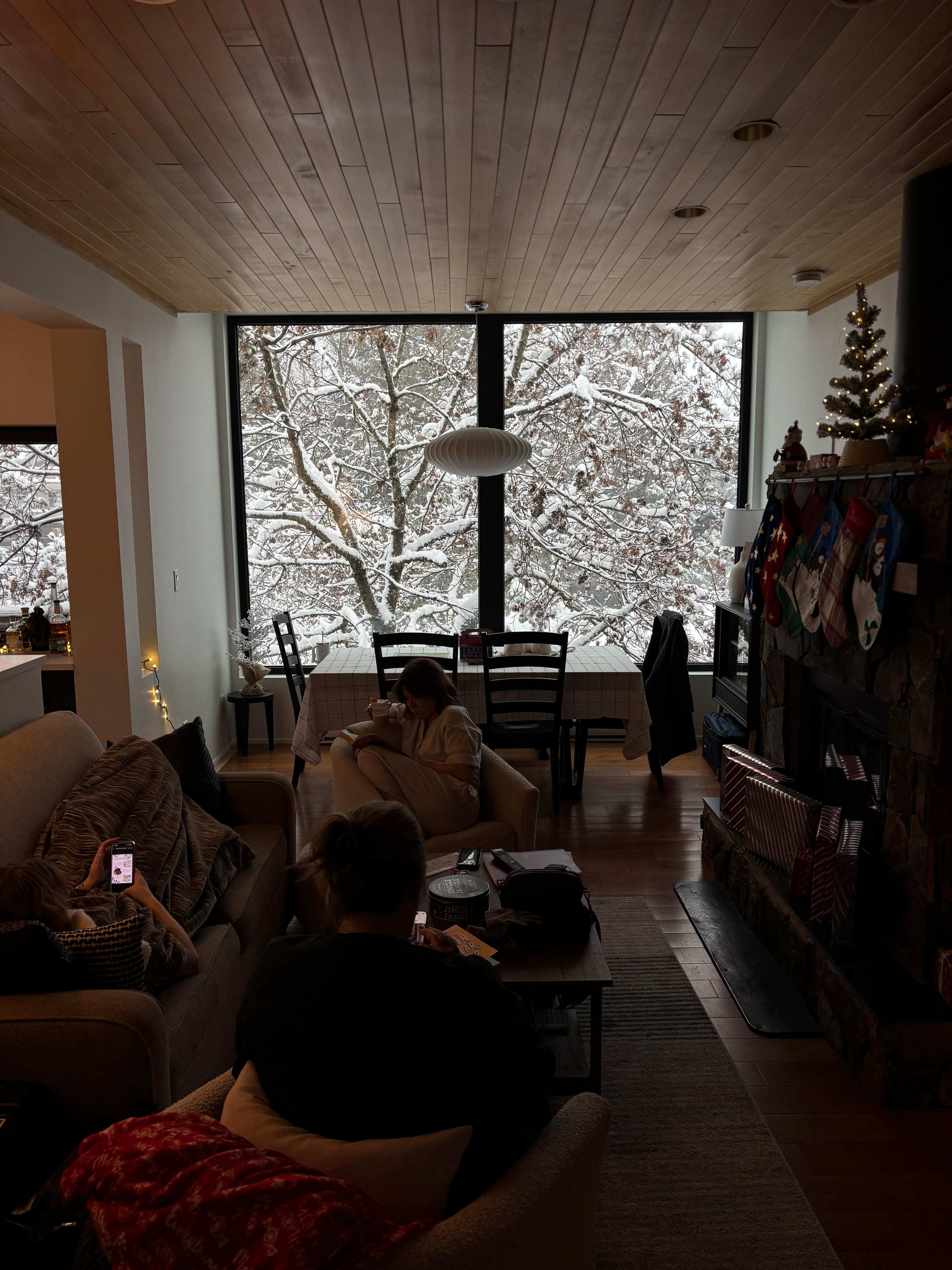 Lounging in thr living room. 