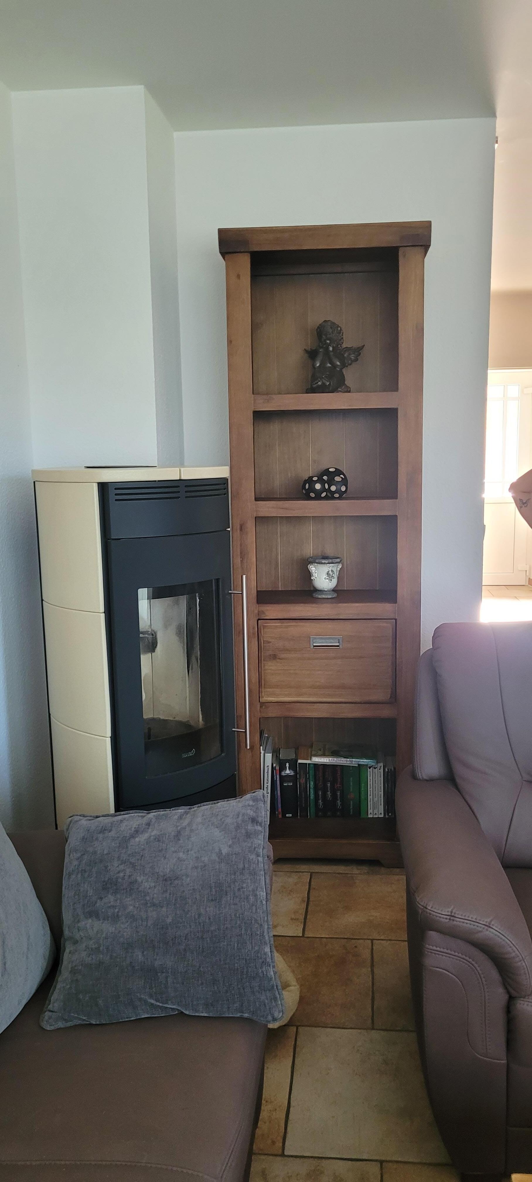 Wohnzimmer mit Kamin 