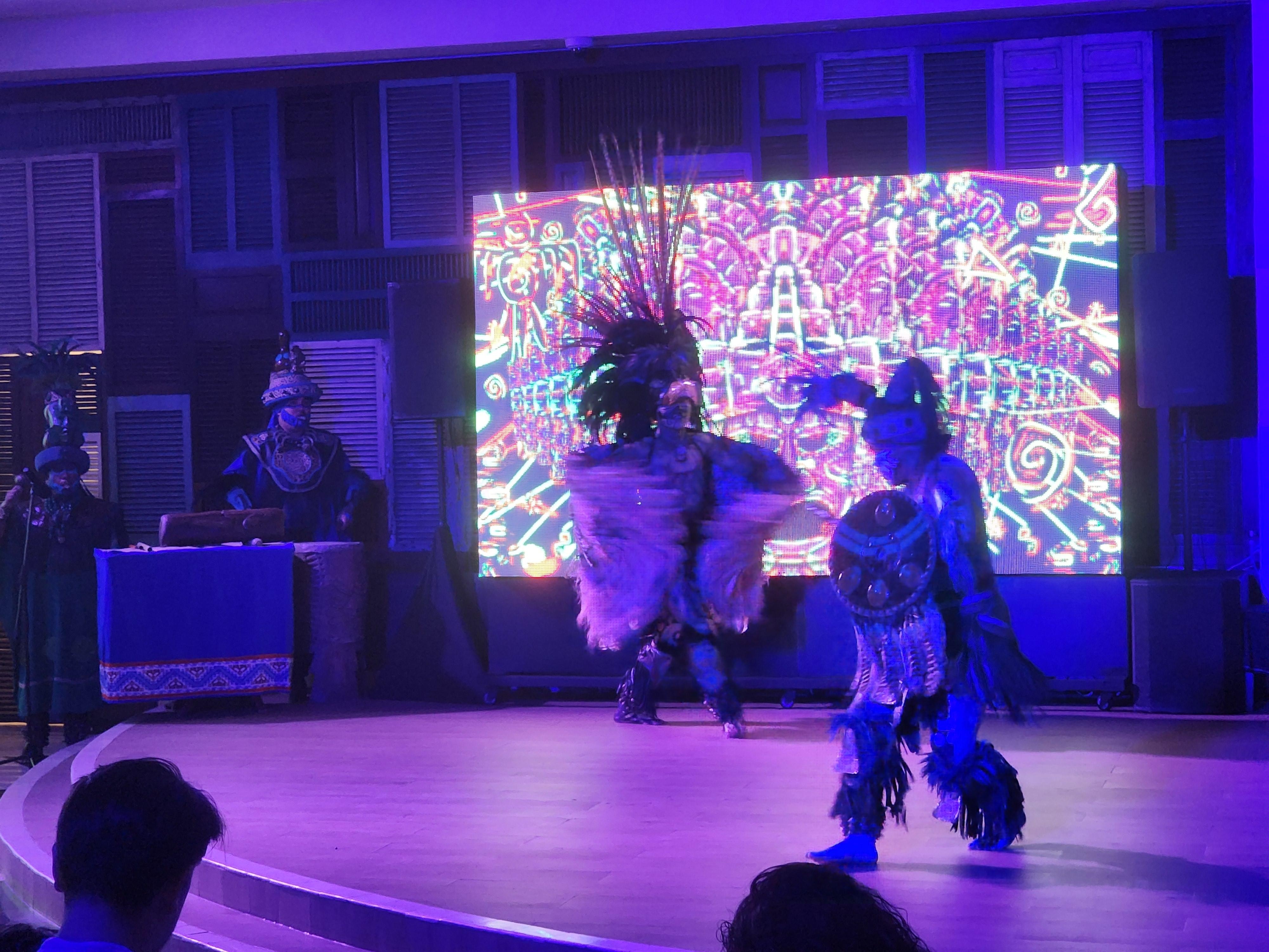 Spectacle de folklore maya