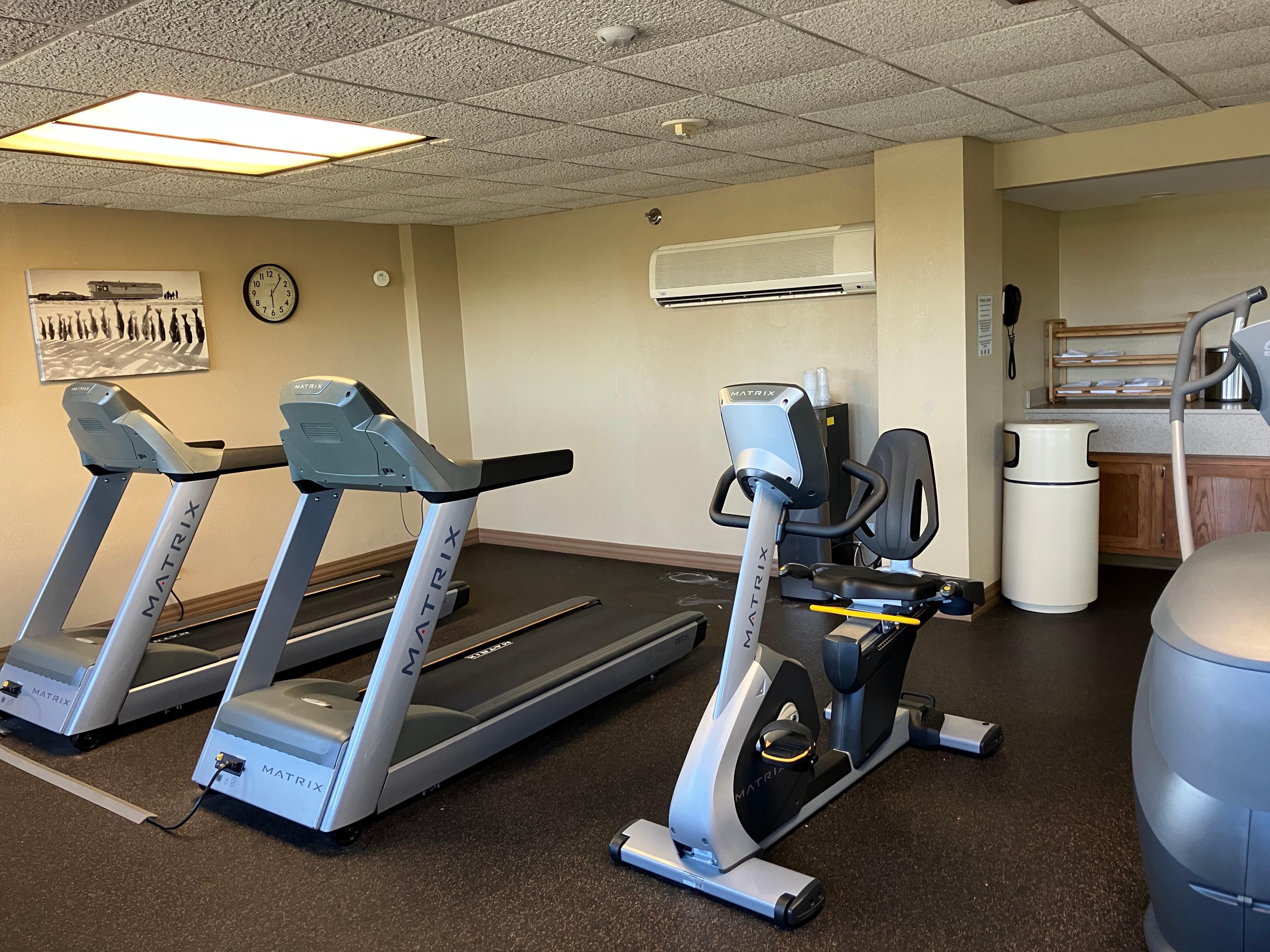 Gym has very few equipments