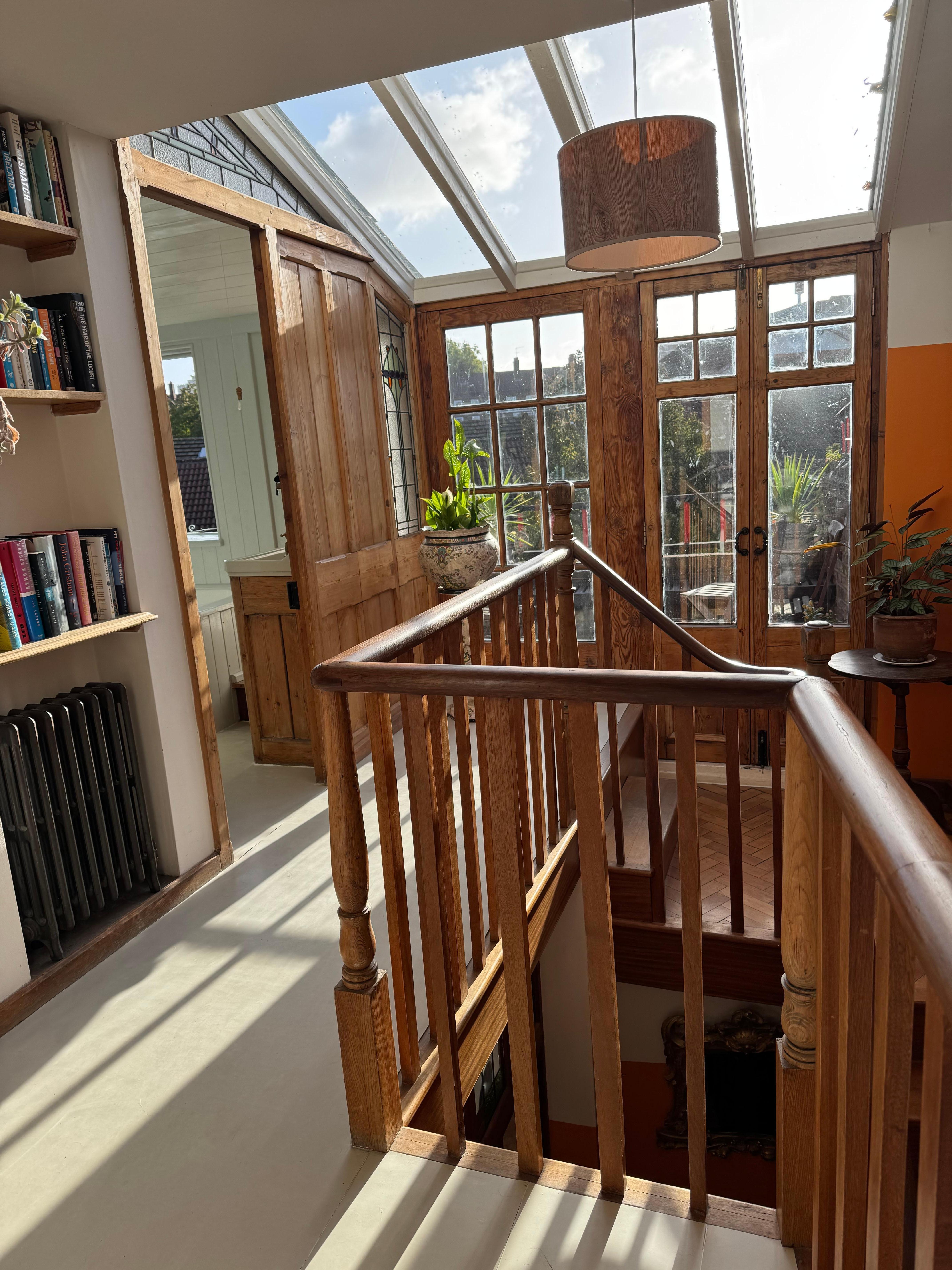 Upstairs sun deck solarium