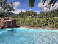 Beautiful pool at your doorstep!