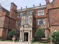 Beautiful hotel with gorgeous grounds