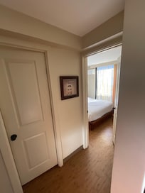 Bedroom/bathroom