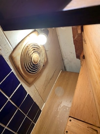 Stove hood