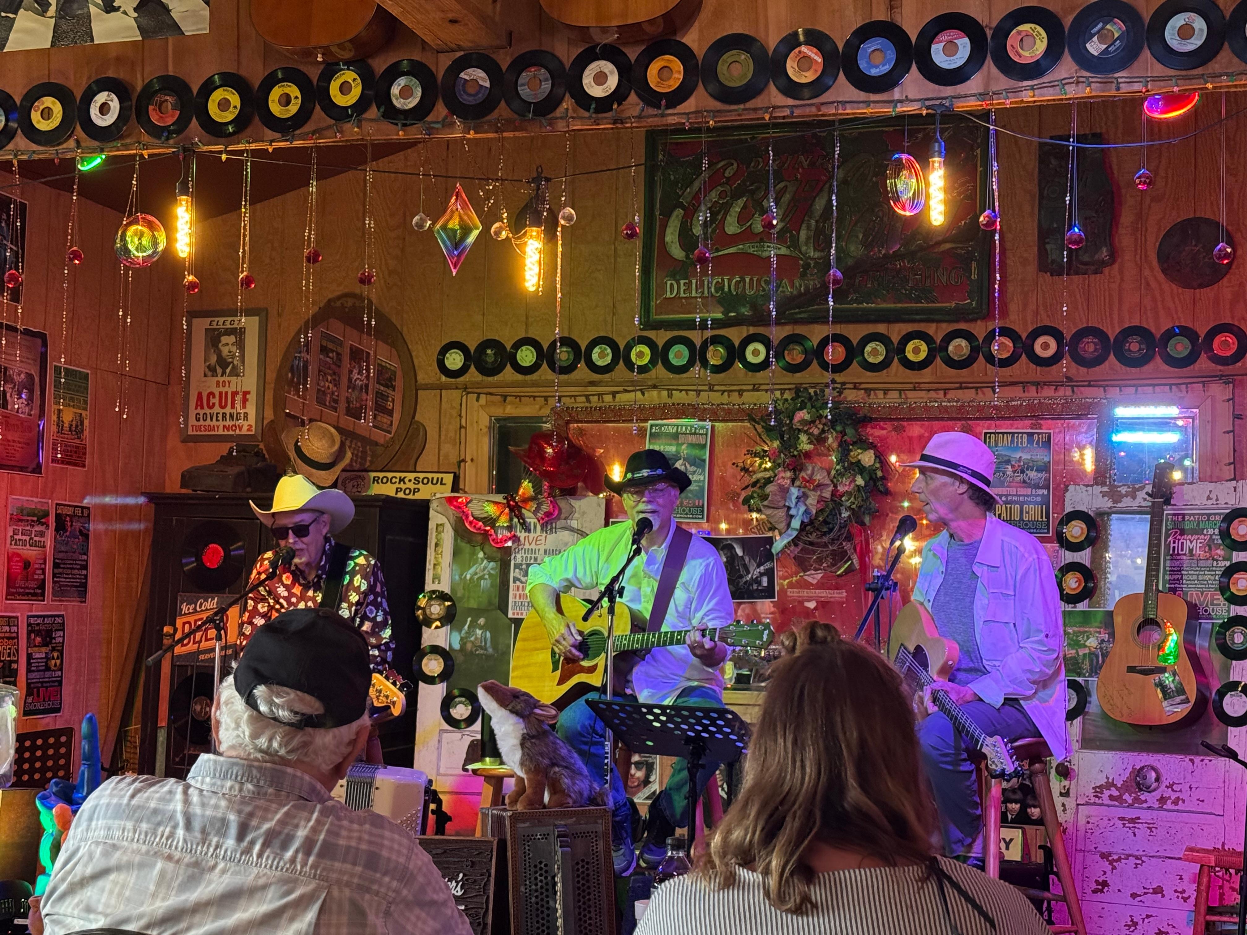 Live music 