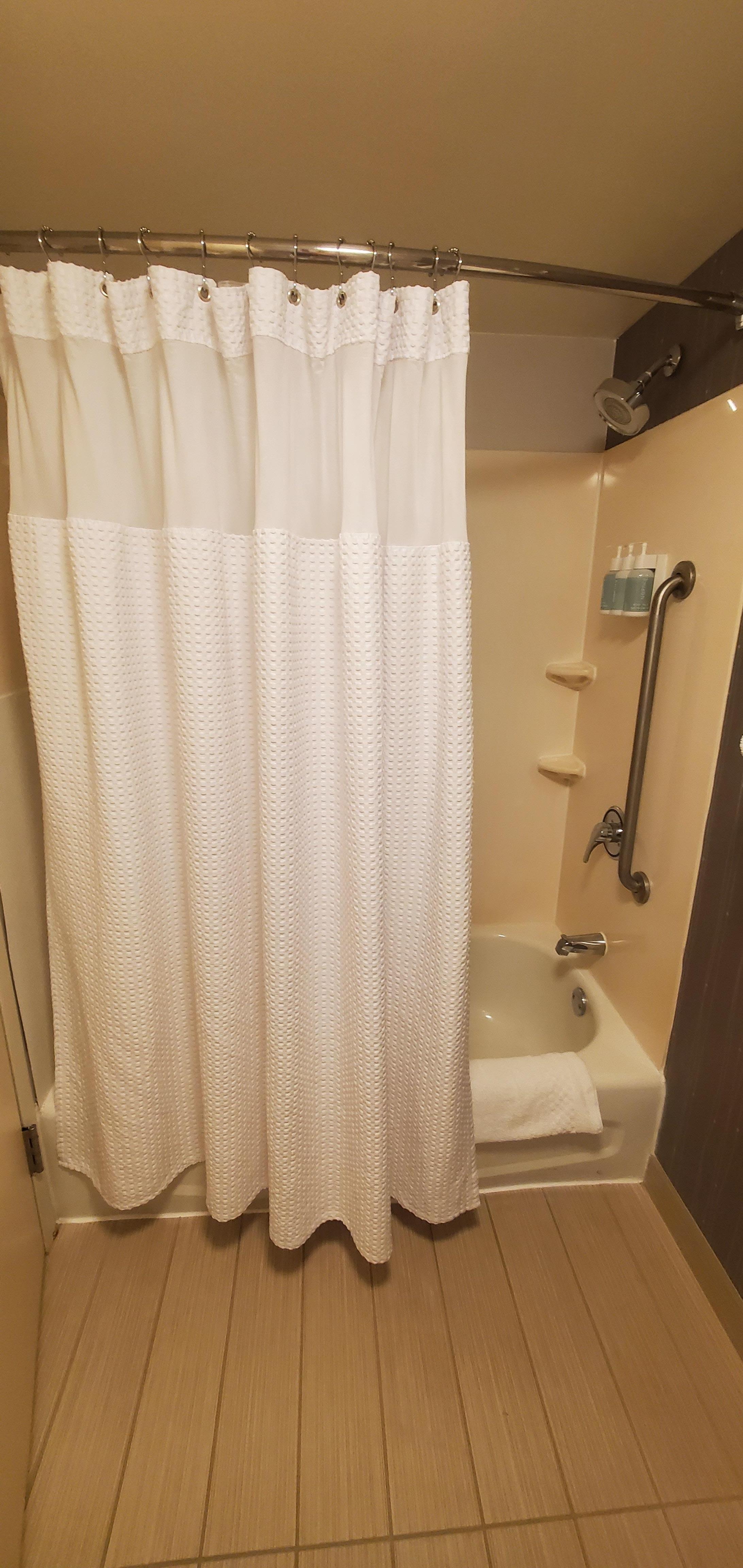 Picture of the shower.