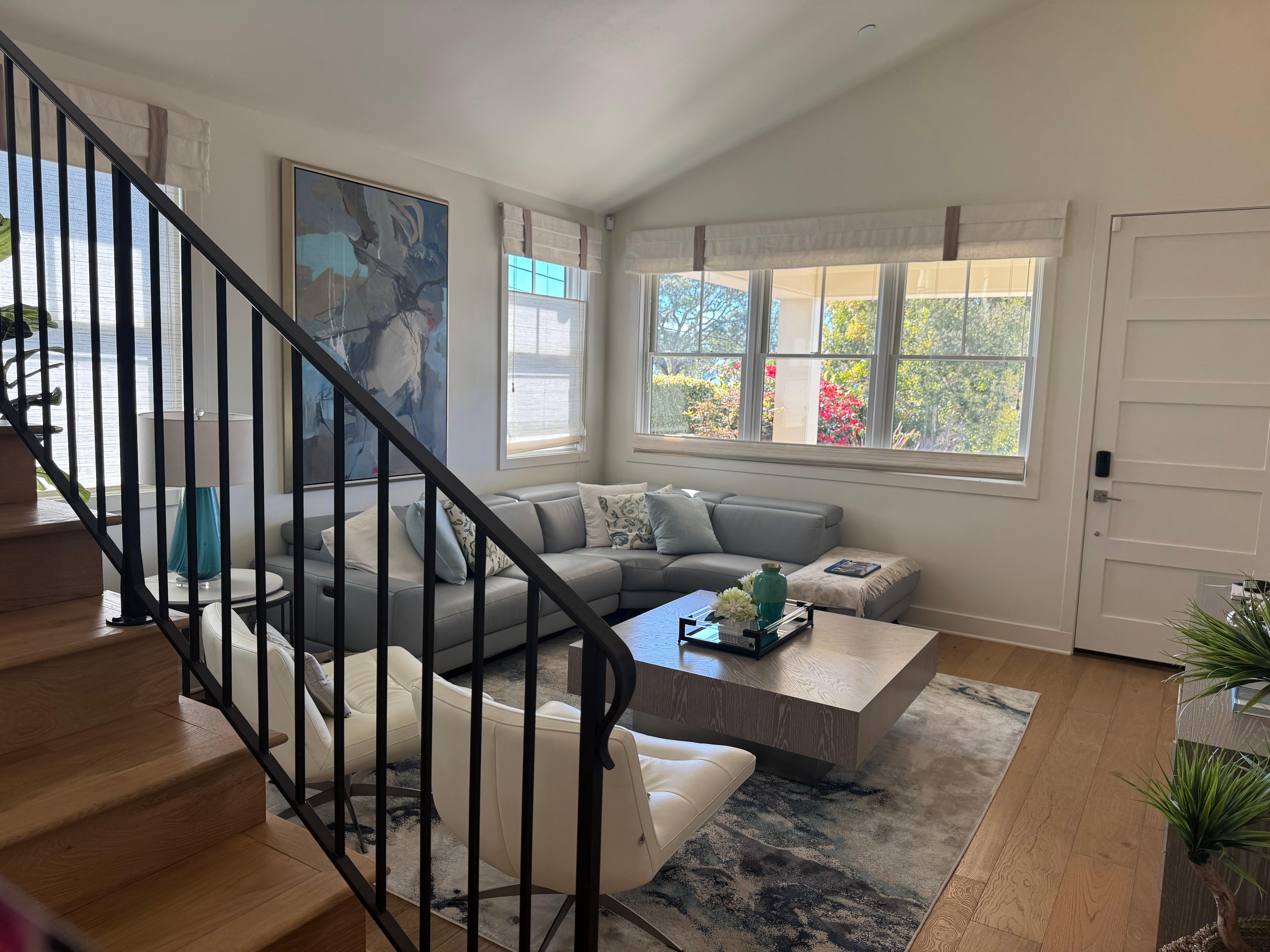 Family room with recliner sofa 