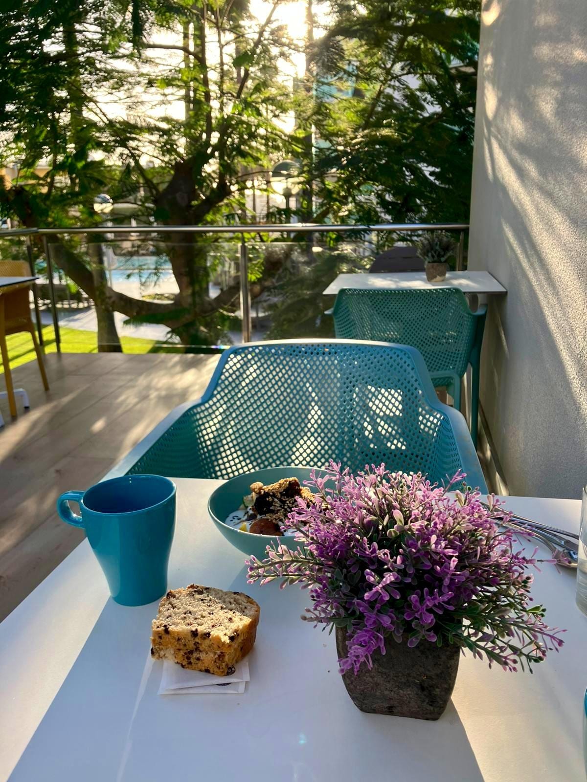 Ontbijt op het terras