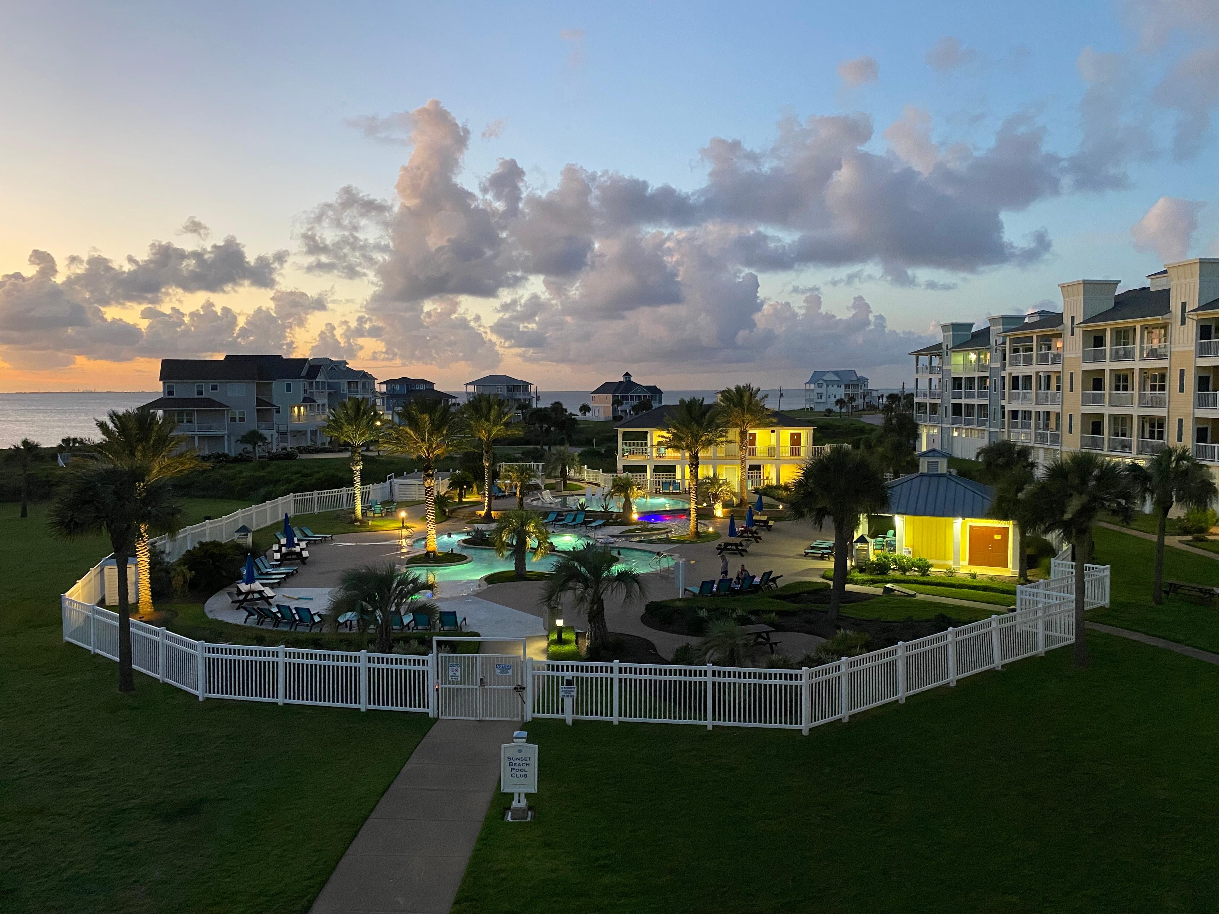Nearby pool/lazy river area. Kids love it. Also hot tub. 