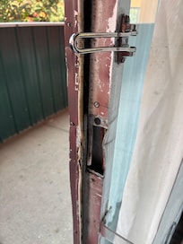 Door frame in bad condition. I had to kick it to get it open.