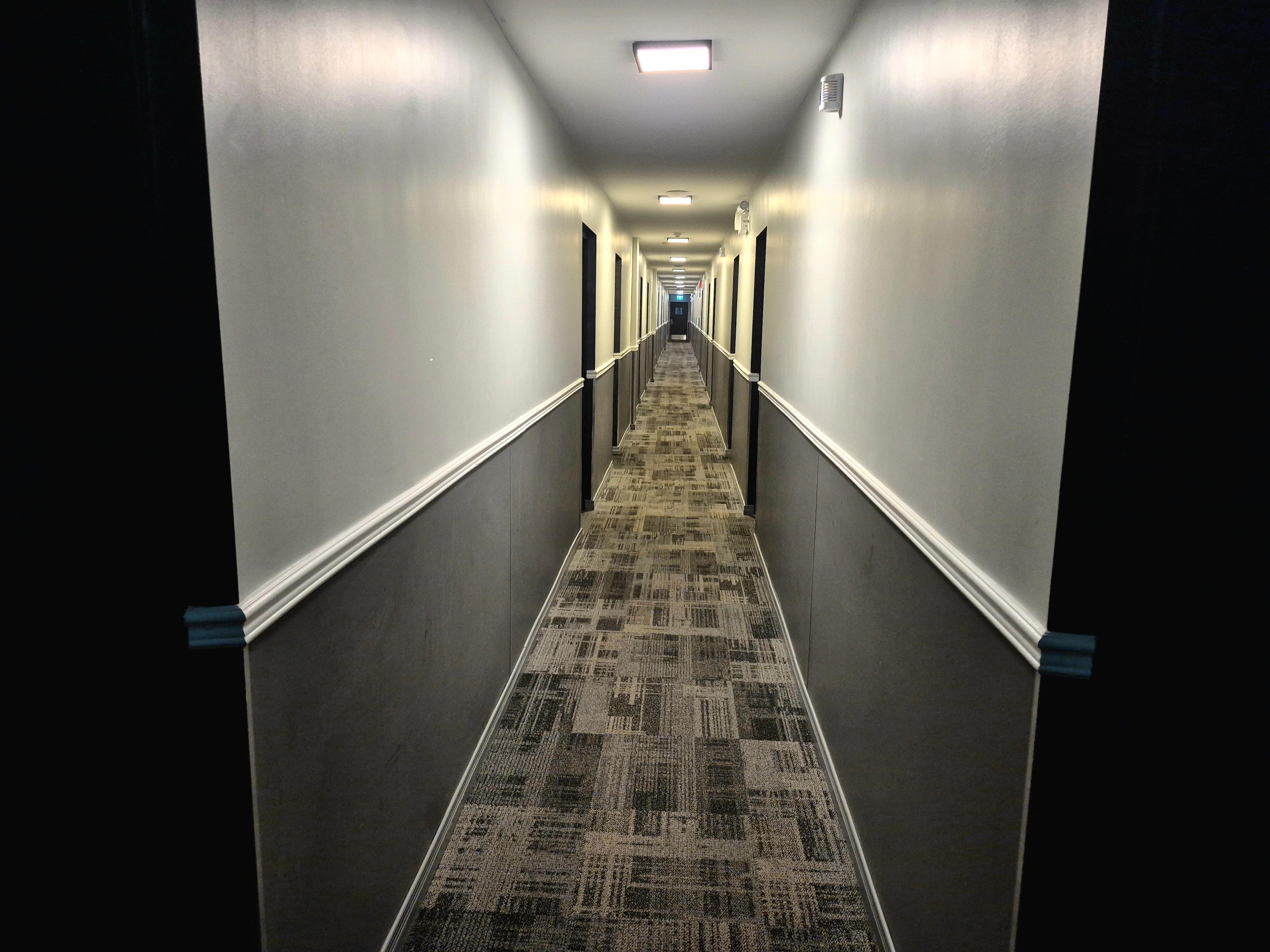 Narrow & Stinky hallway.
